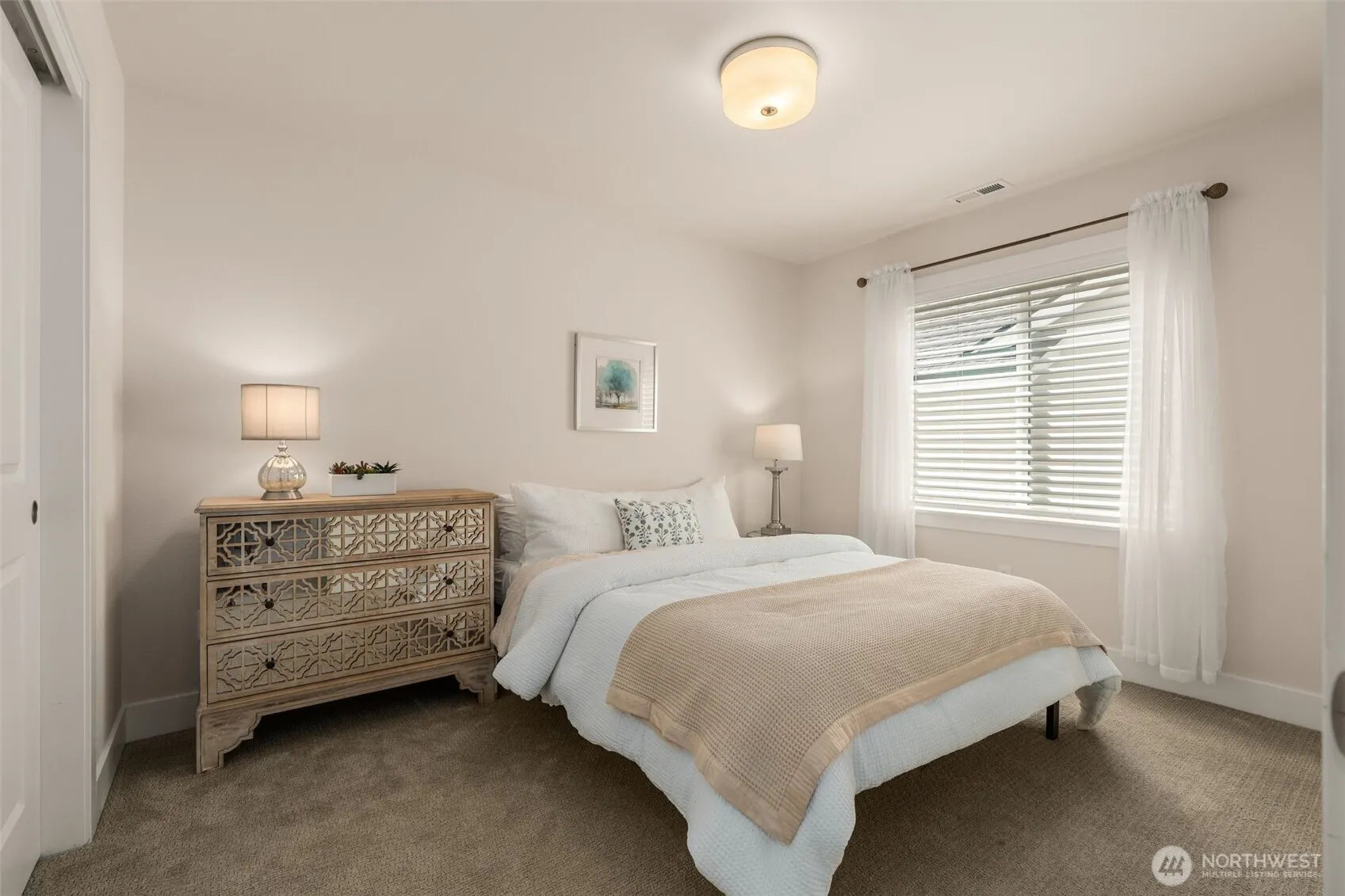 842 Chelan Place NE, Renton, WA 98059
