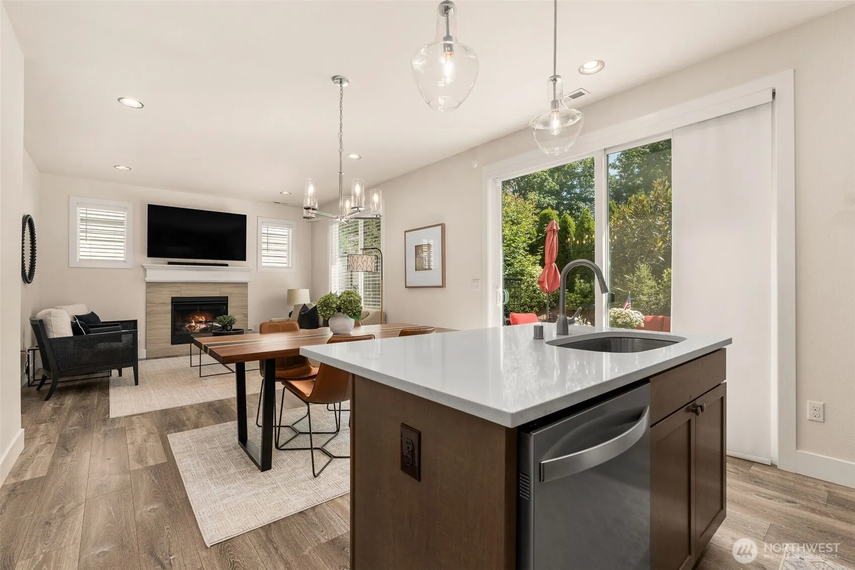 842 Chelan Place NE, Renton, WA 98059