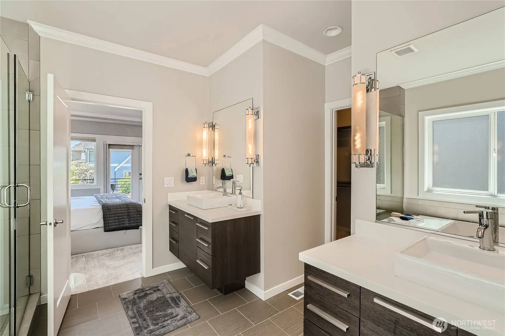 1240 4th Street W, Kirkland, WA 98033