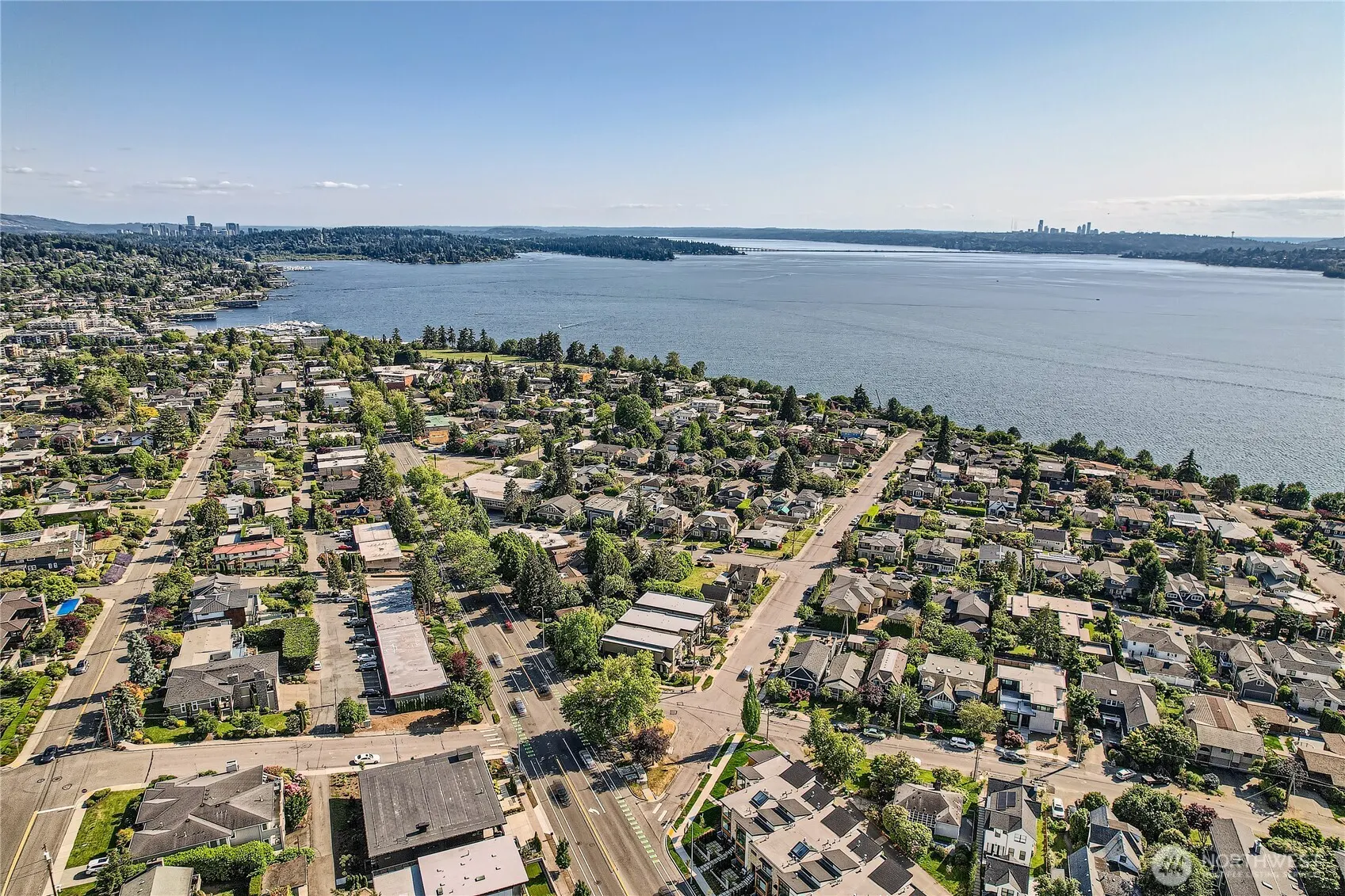 1240 4th Street W, Kirkland, WA 98033