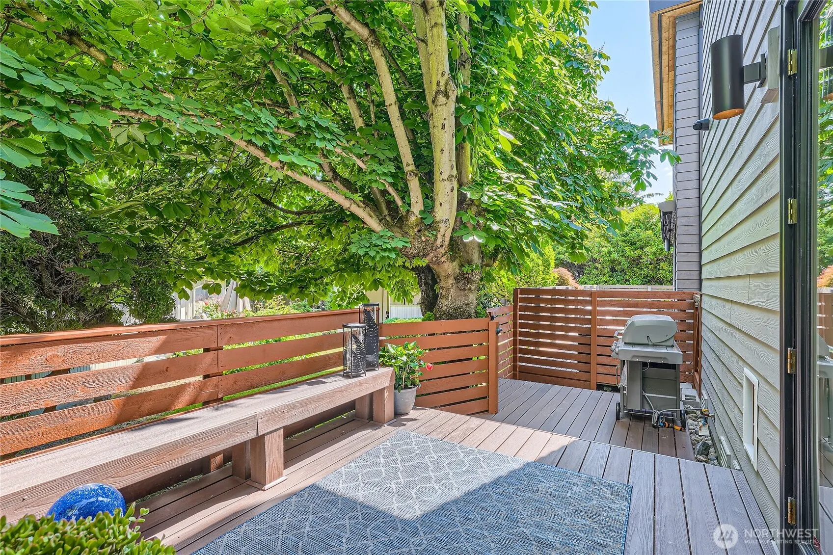 1240 4th Street W, Kirkland, WA 98033