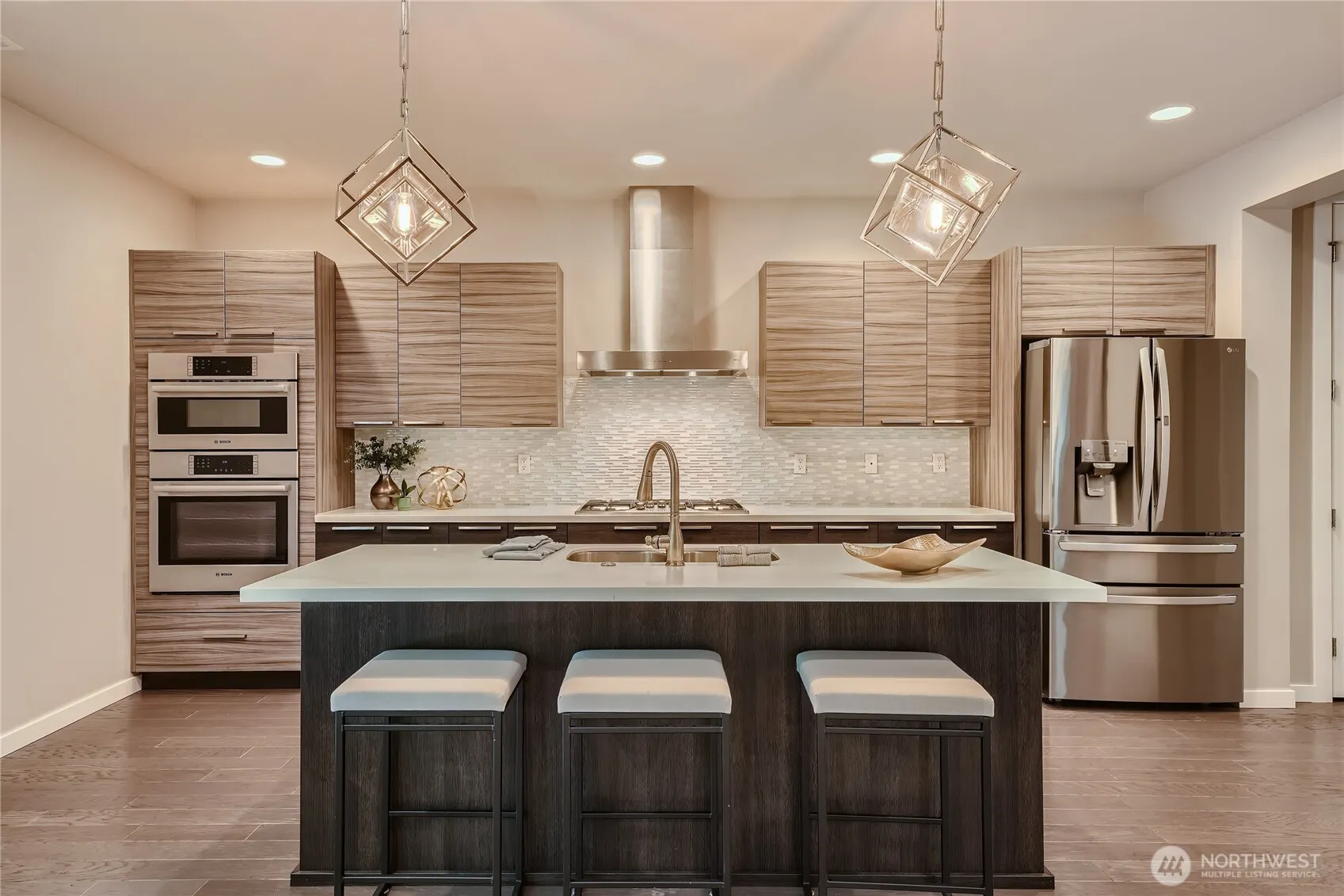 1240 4th Street W, Kirkland, WA 98033