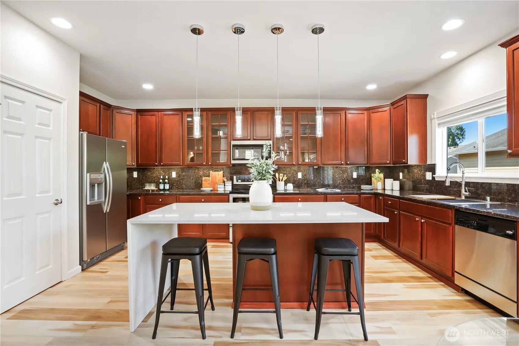20317 124th Avenue NE, Bothell, WA 98011