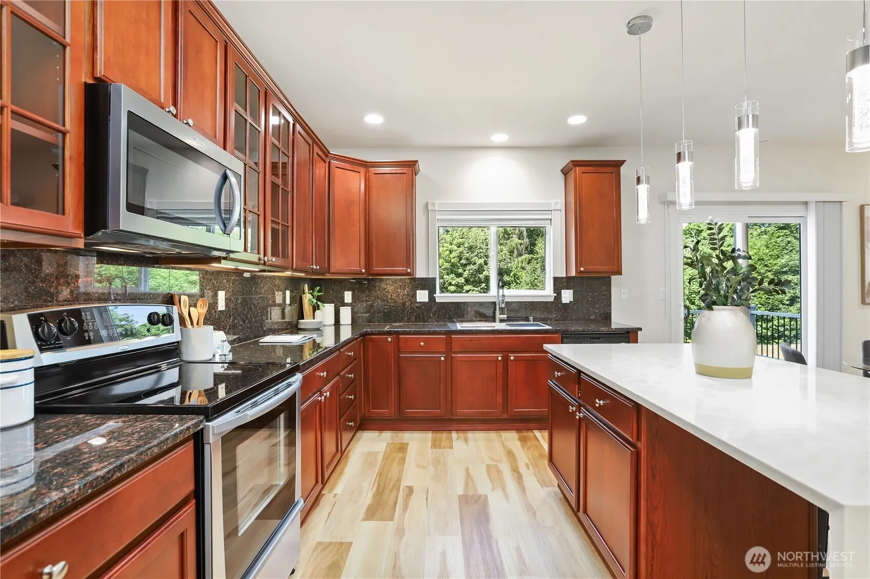 20317 124th Avenue NE, Bothell, WA 98011