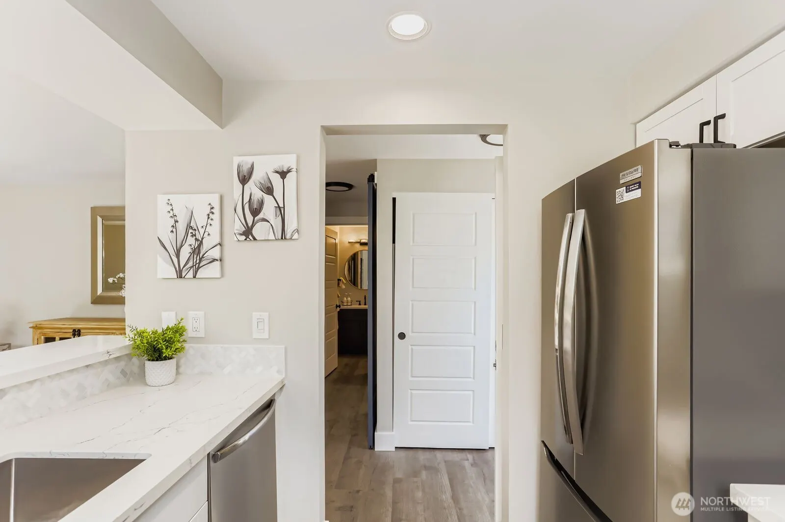 12200 100th Avenue NE ##P-A, Kirkland, WA 98034