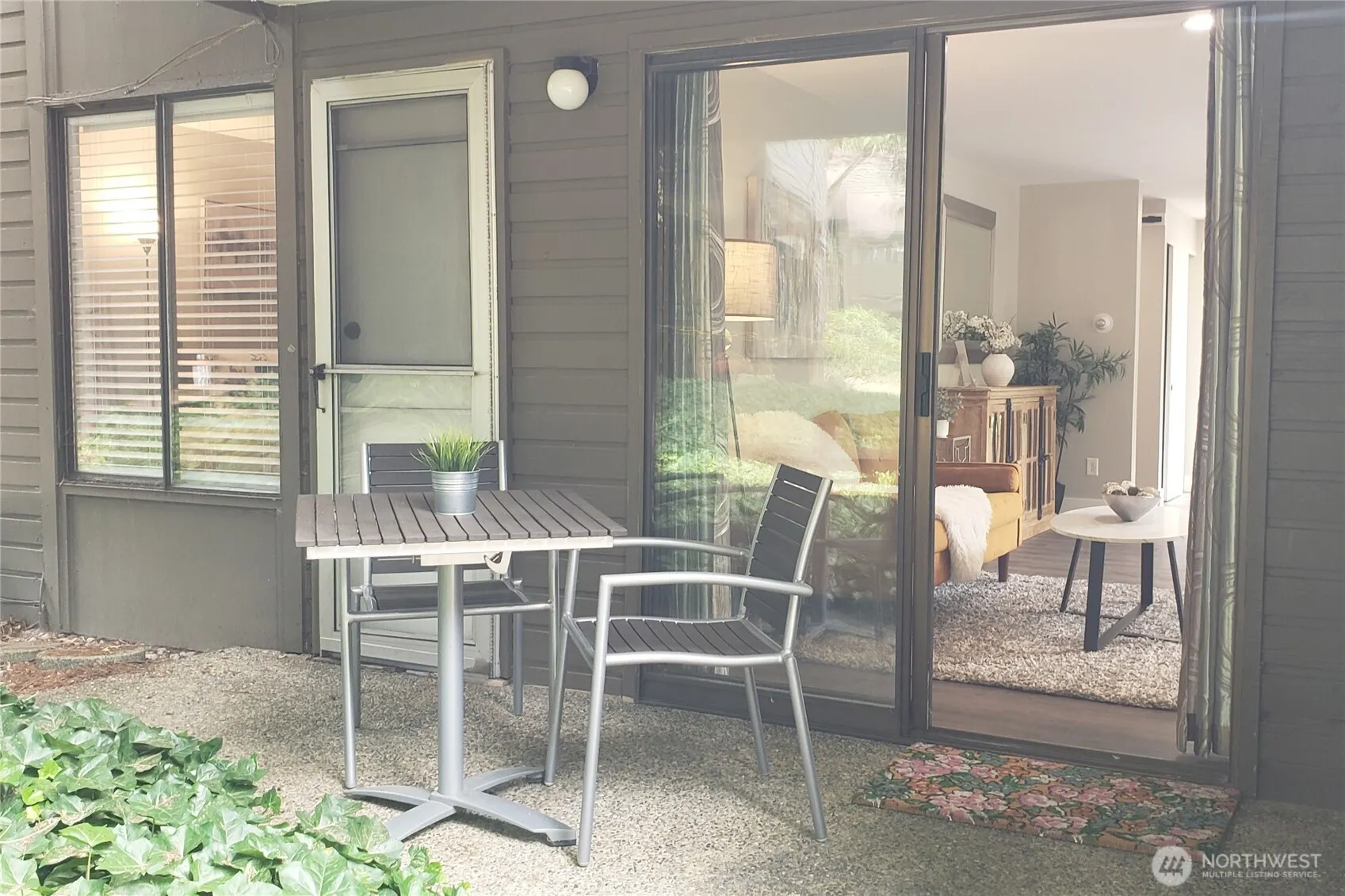12200 100th Avenue NE ##P-A, Kirkland, WA 98034