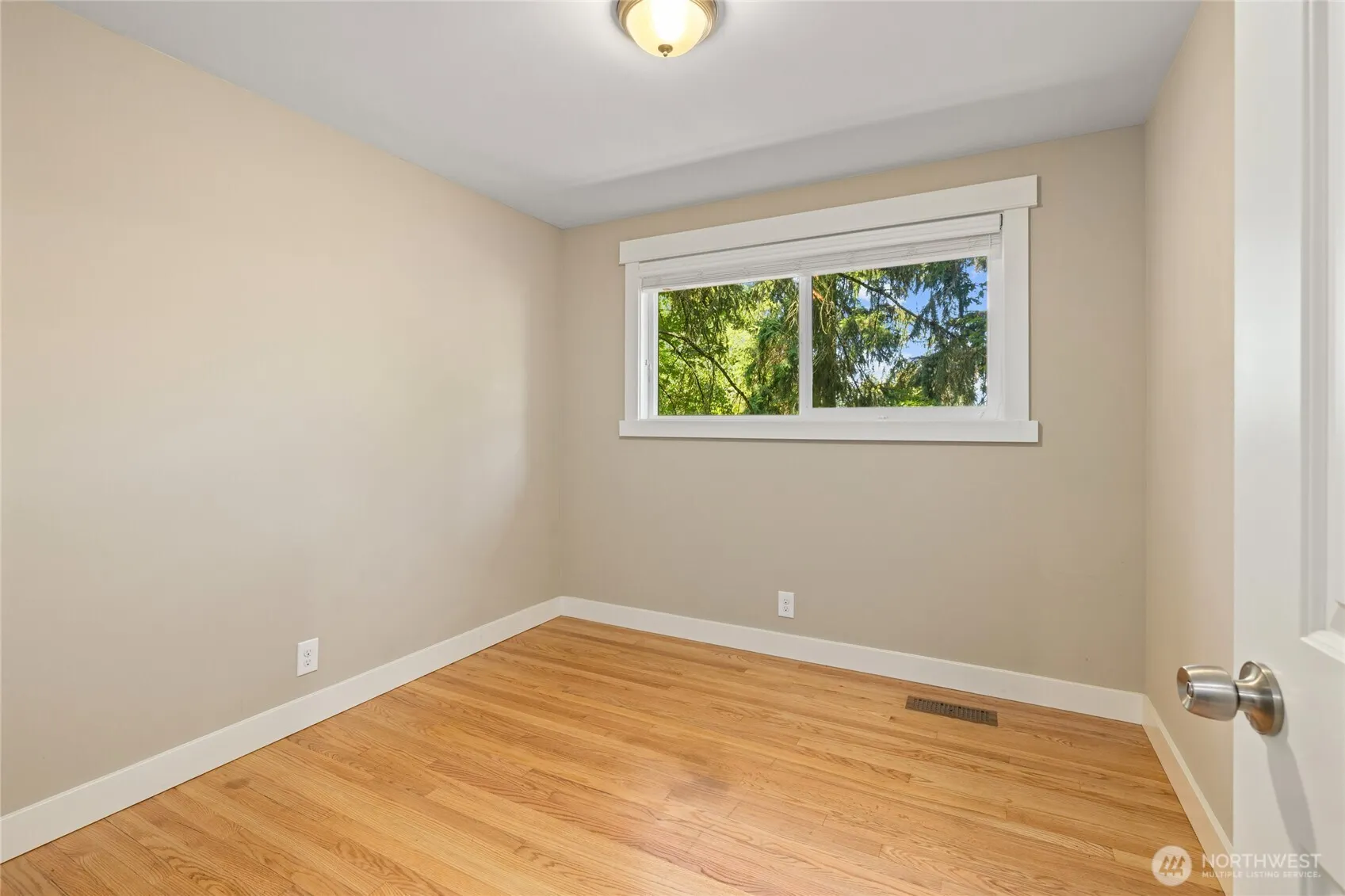 22528 94th Avenue S, Kent, WA 98031