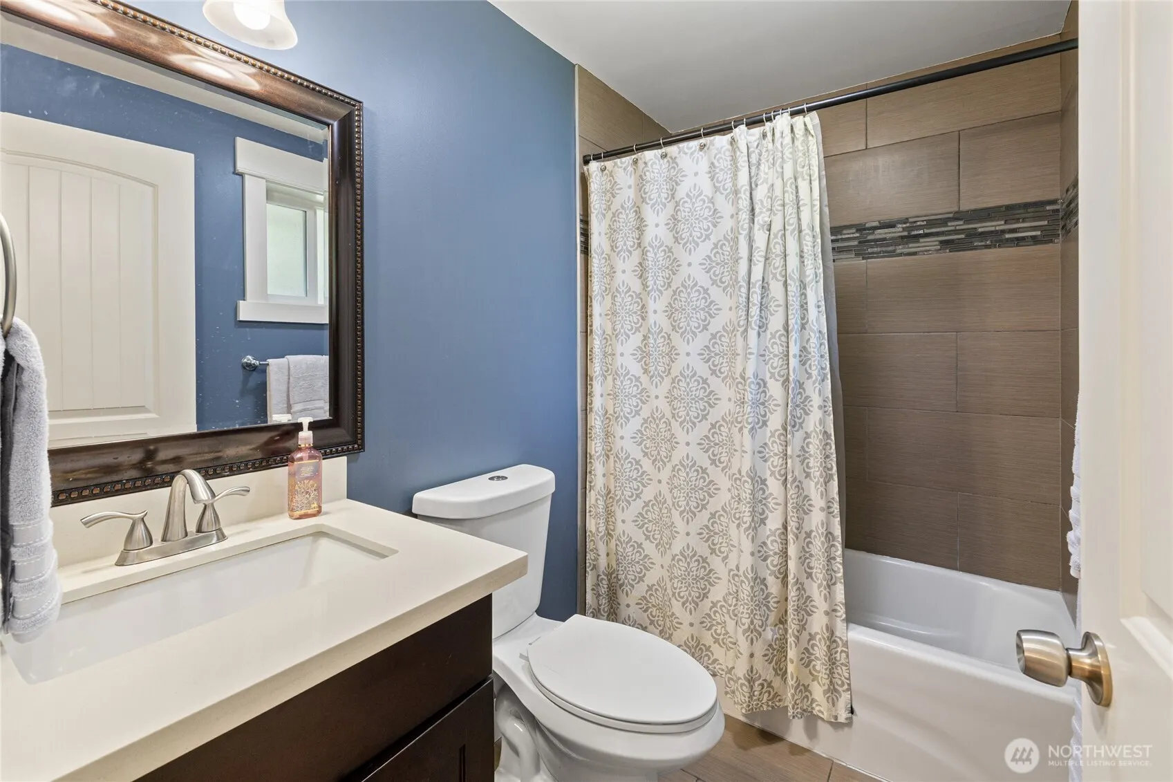 22528 94th Avenue S, Kent, WA 98031