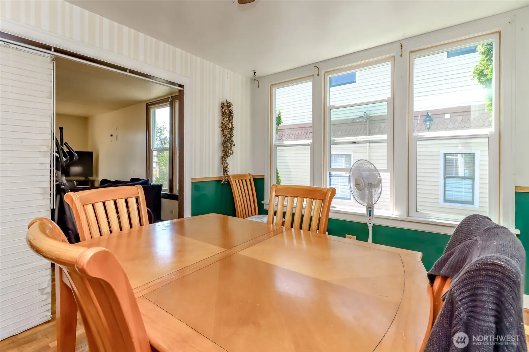 285 Earlington Avenue SW, Renton, WA 98057