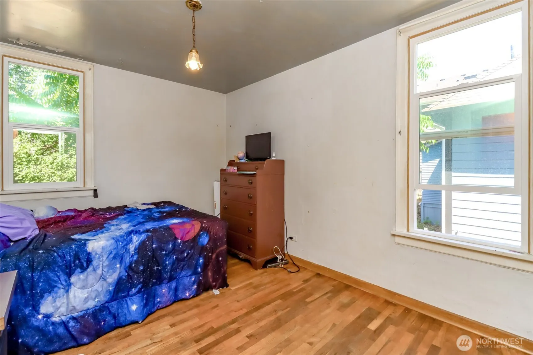 285 Earlington Avenue SW, Renton, WA 98057