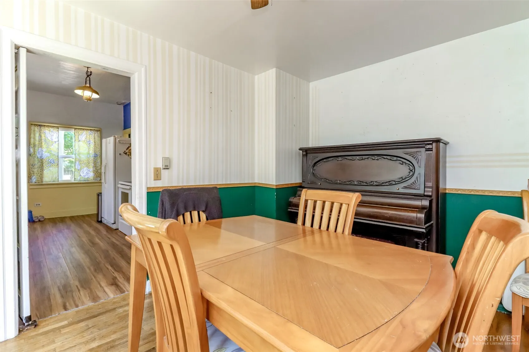 285 Earlington Avenue SW, Renton, WA 98057