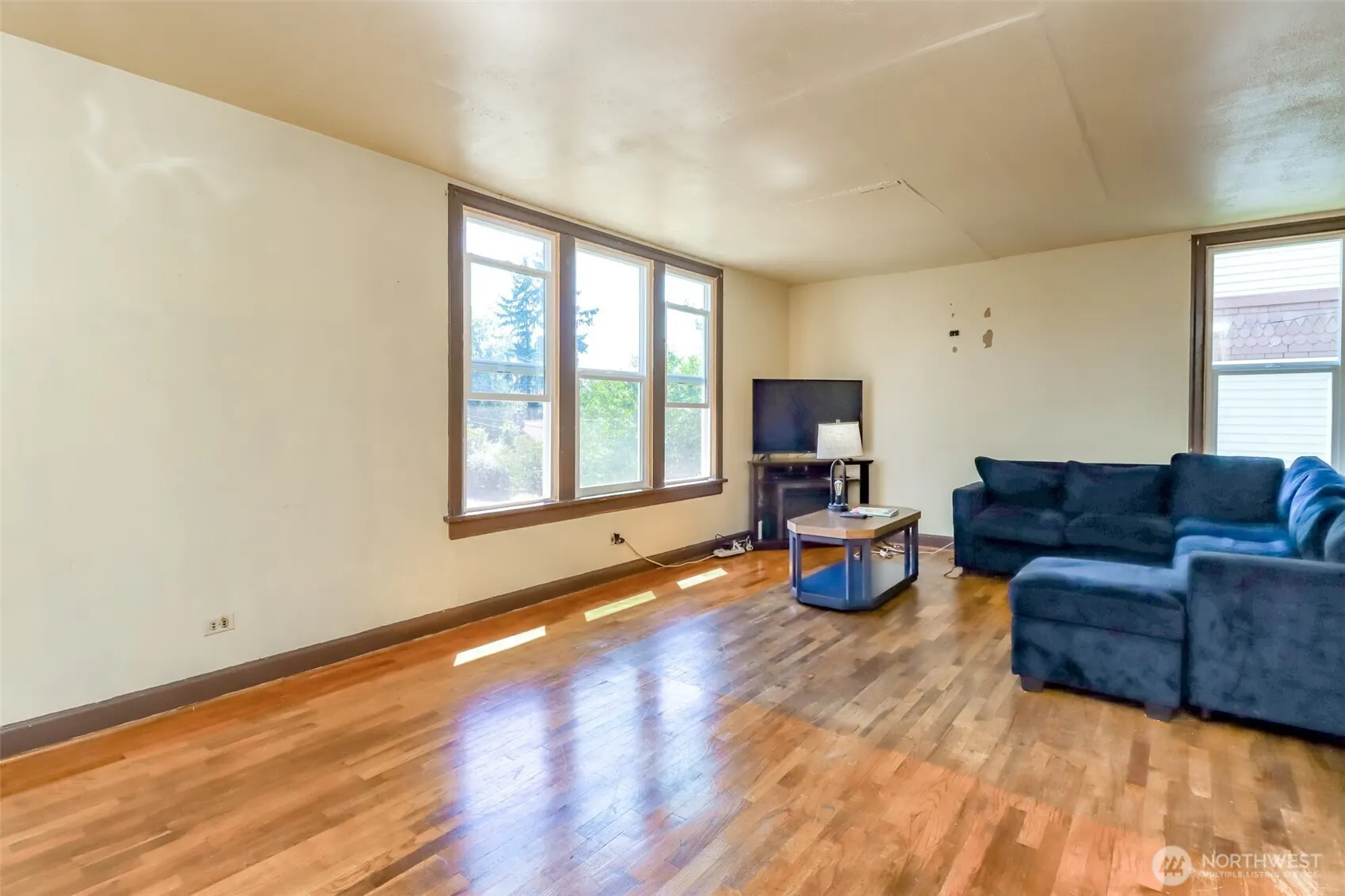285 Earlington Avenue SW, Renton, WA 98057