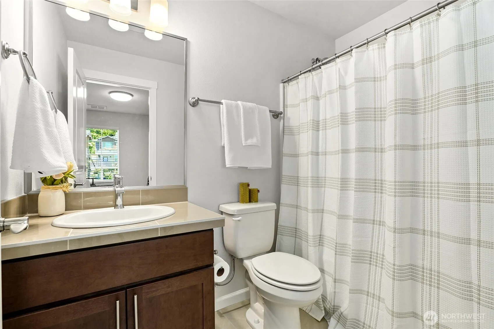 22328 88th Way S #I-105, Kent, WA 98031