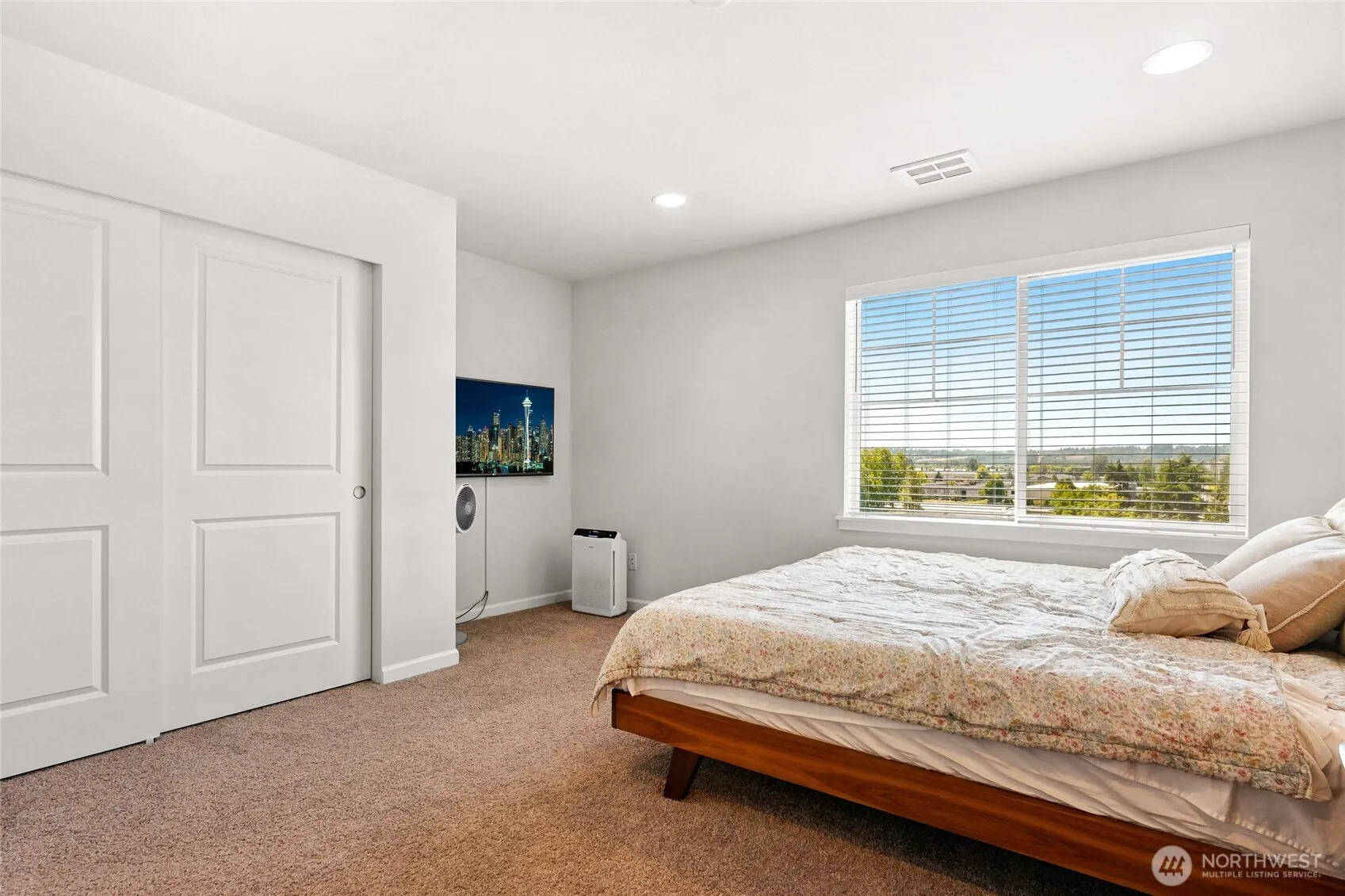 22328 88th Way S #I-105, Kent, WA 98031