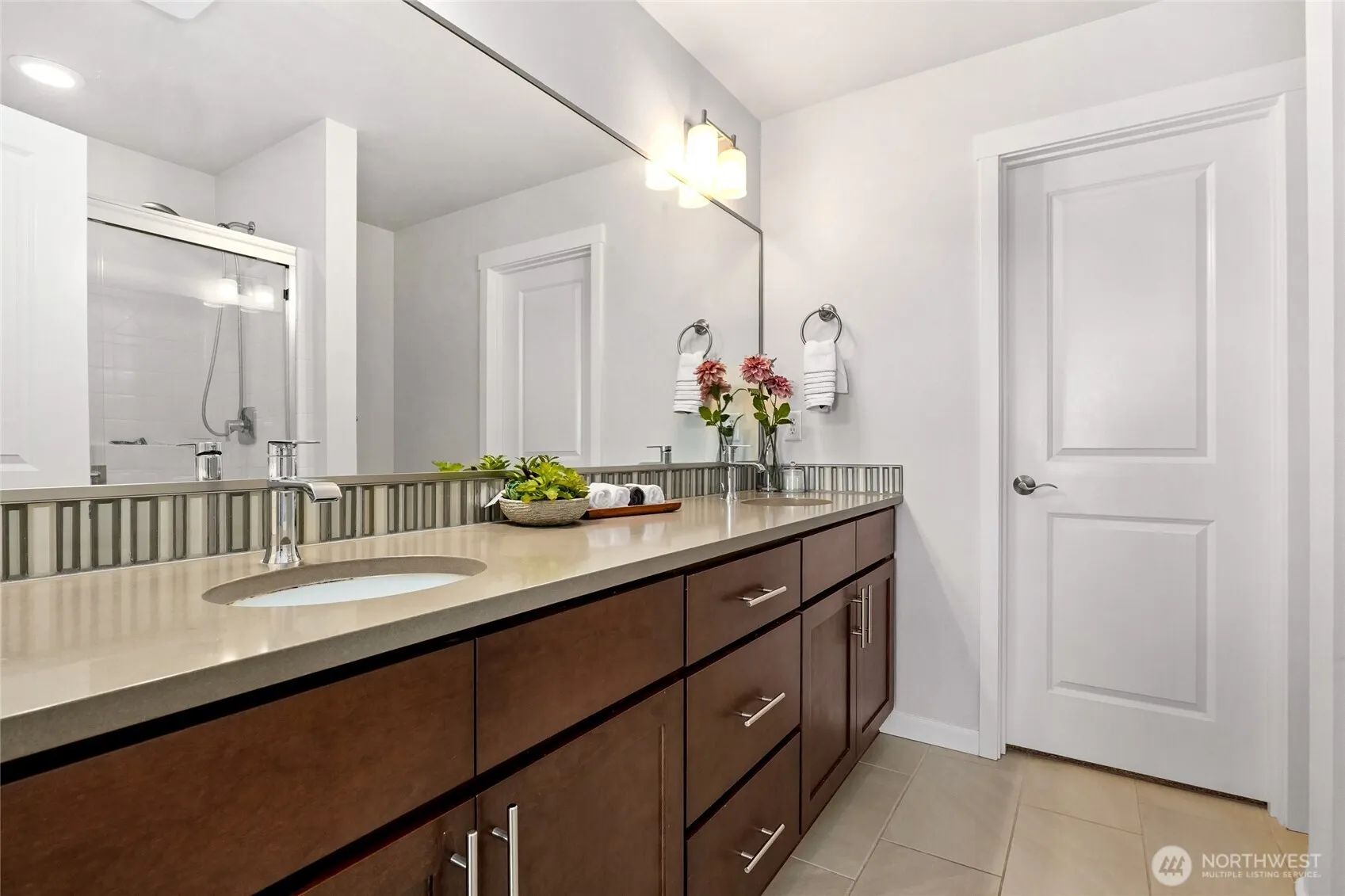 22328 88th Way S #I-105, Kent, WA 98031