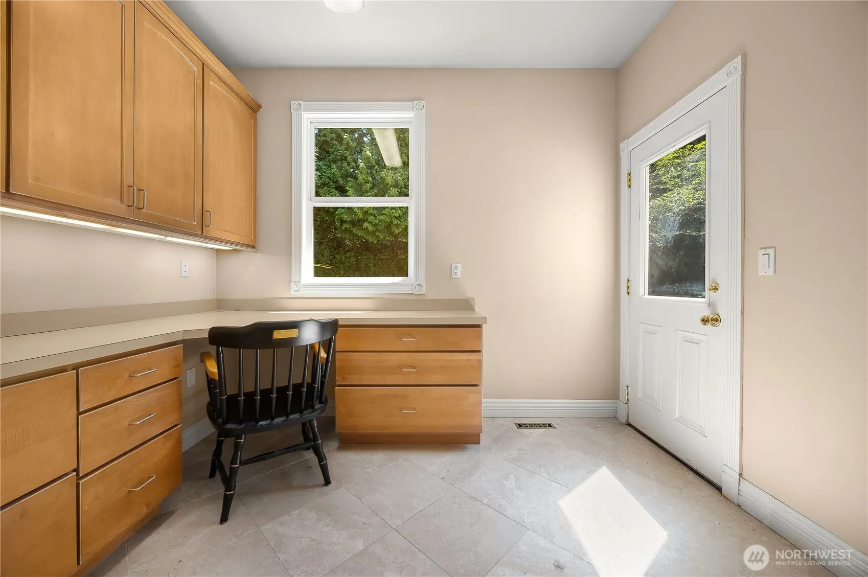 13851 NE 1st Place , Bellevue, WA 98005-3454