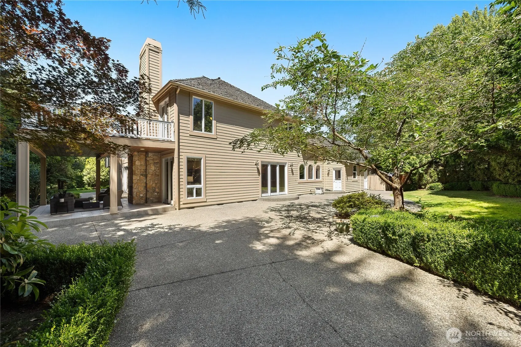 13851 NE 1st Place , Bellevue, WA 98005-3454