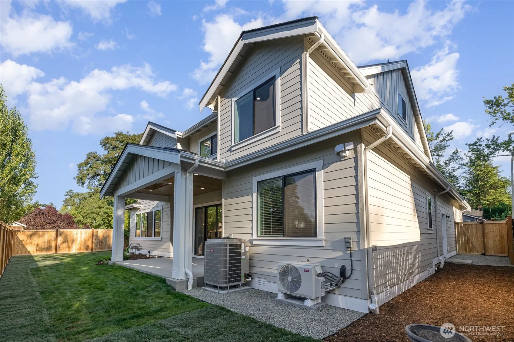14820 NE 70th Court , Redmond, WA 98052