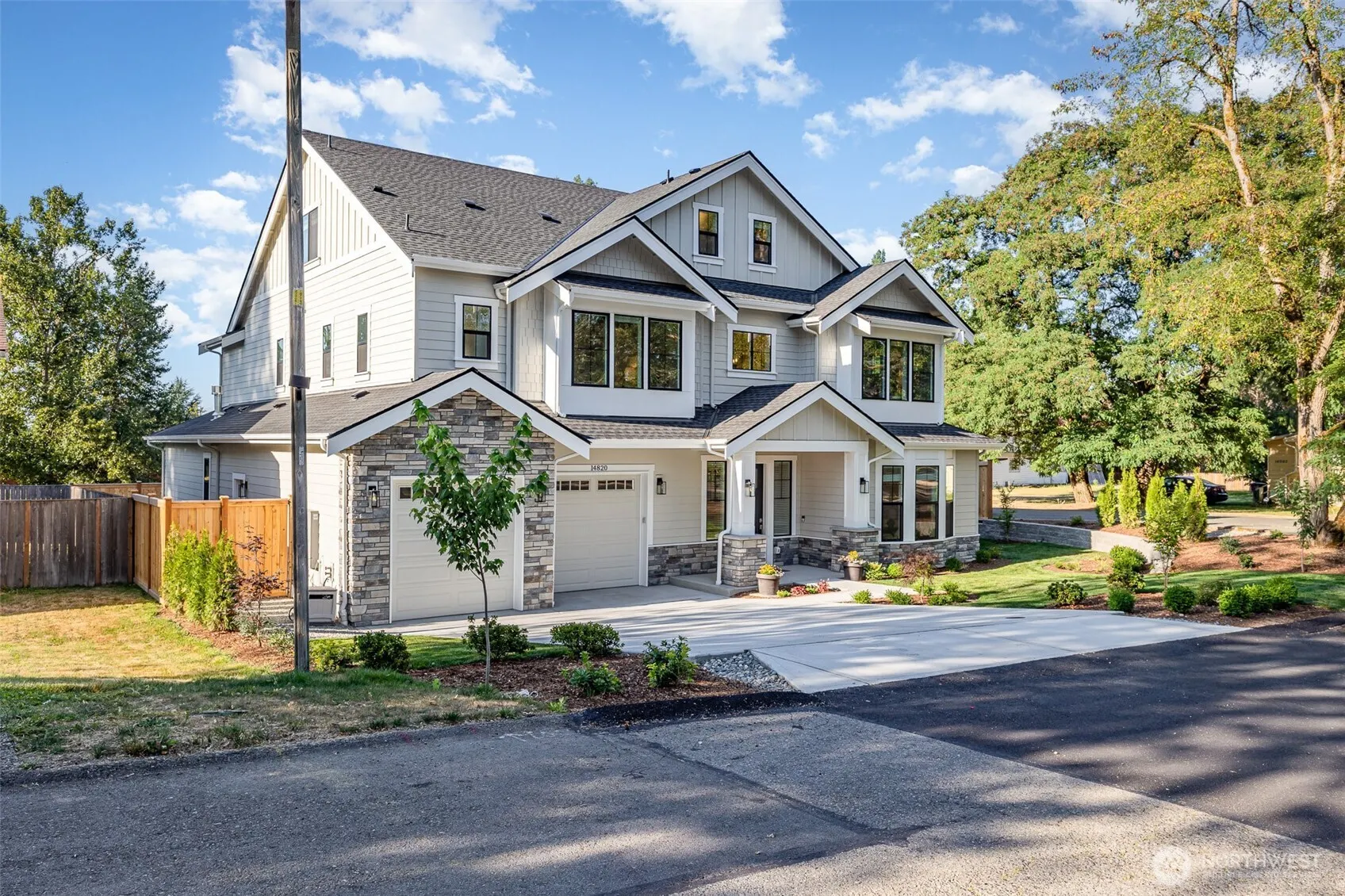 14820 NE 70th Court , Redmond, WA 98052