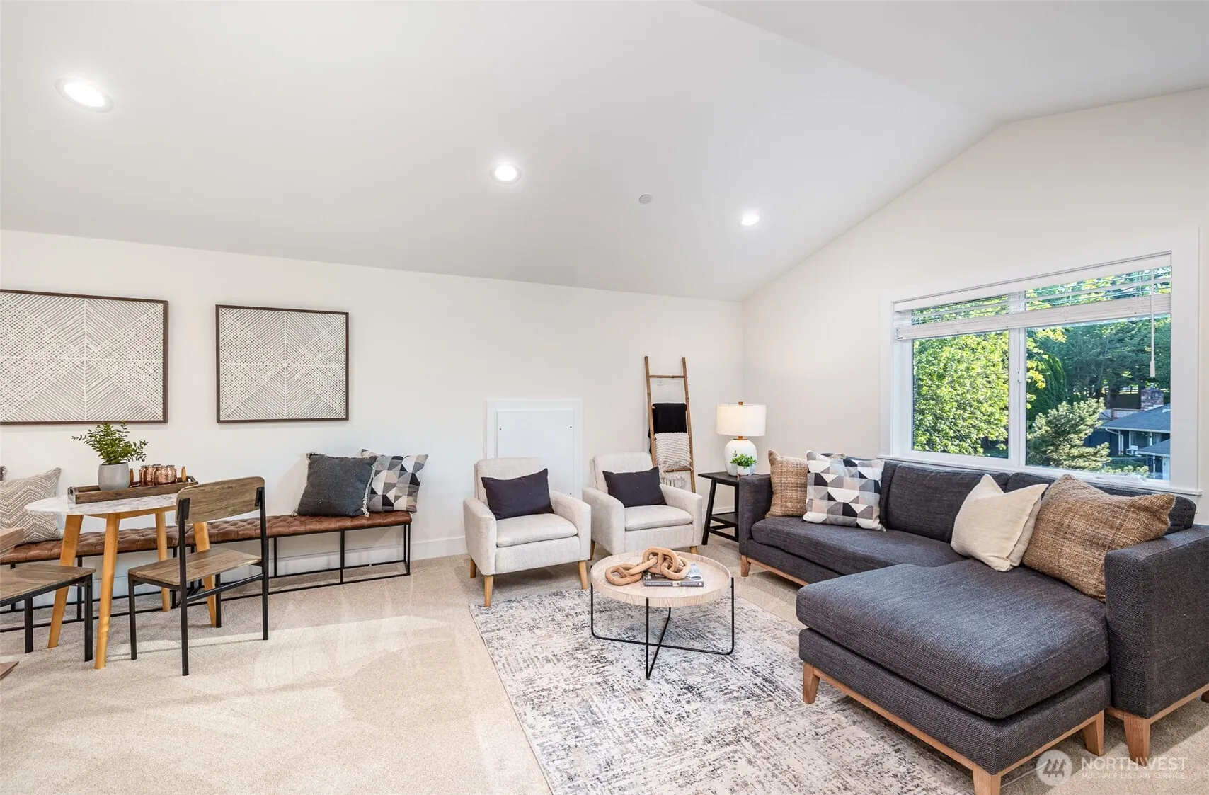 14820 NE 70th Court , Redmond, WA 98052