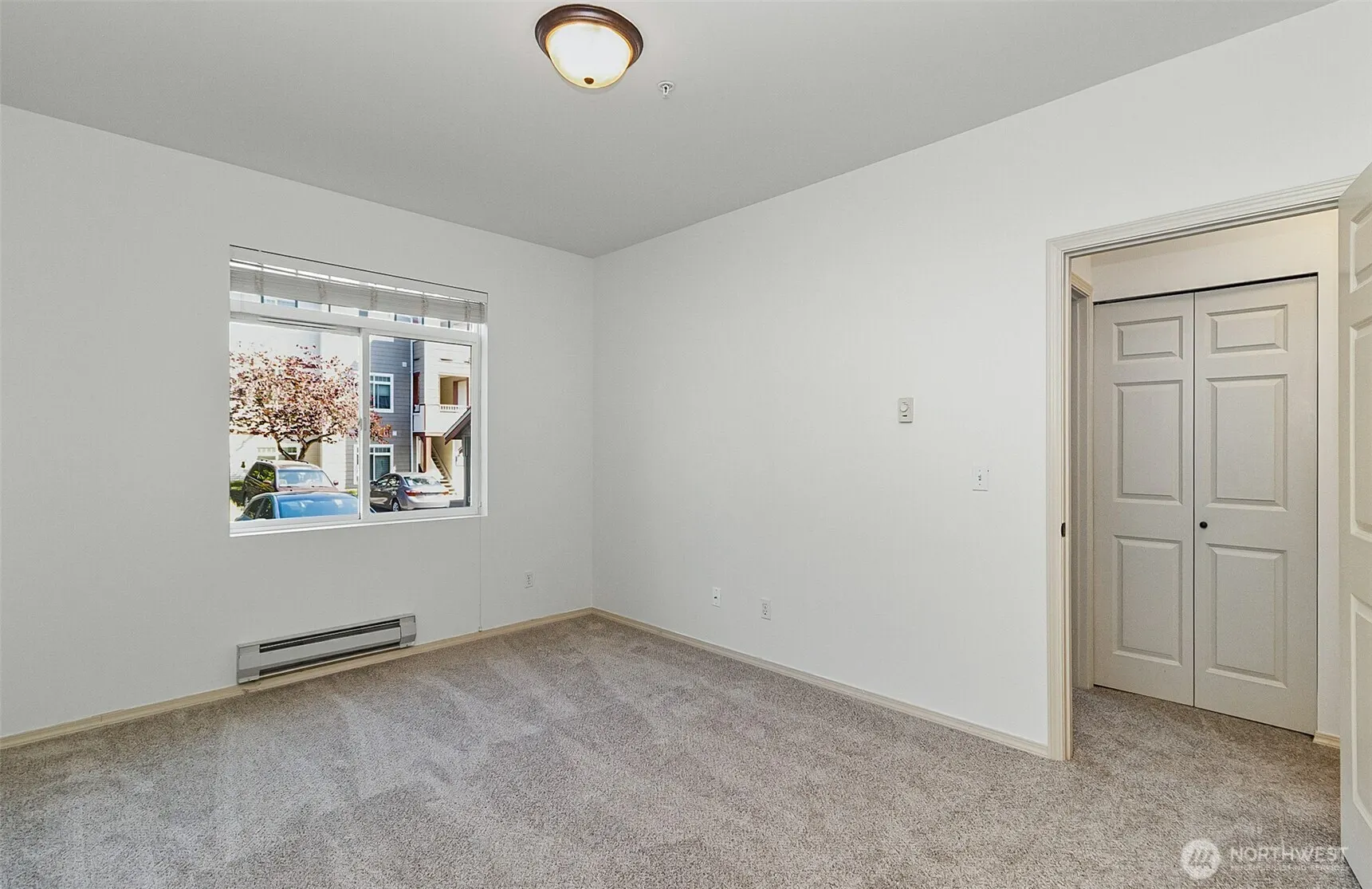 14821 29th Avenue W. #K101, Lynnwood, WA 98087