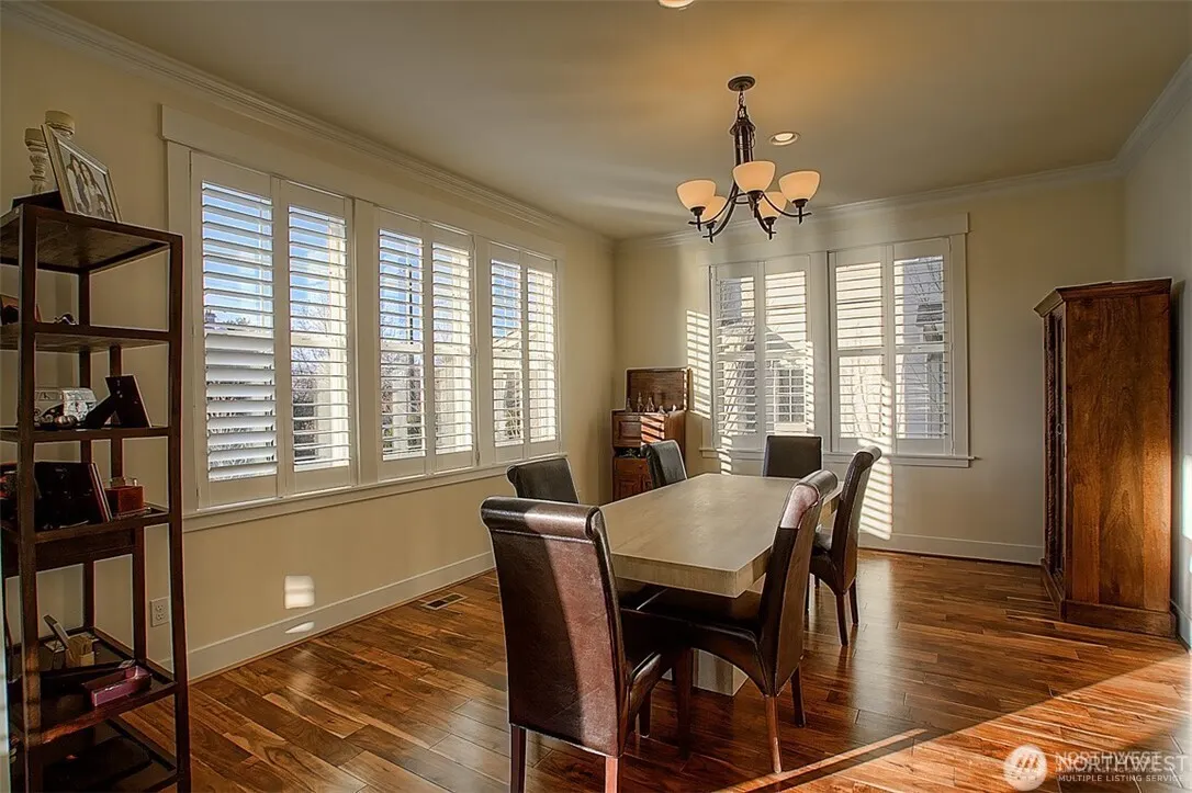 412 State Street S, Kirkland, WA 98033