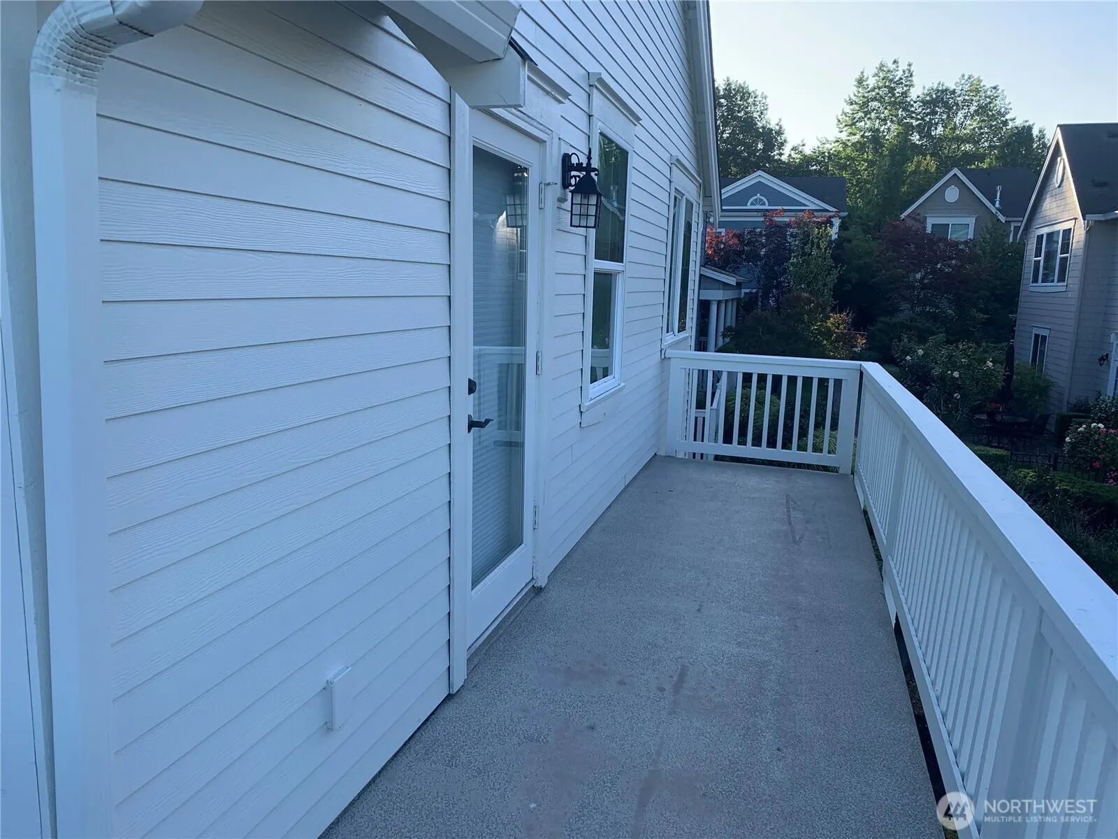 412 State Street S, Kirkland, WA 98033