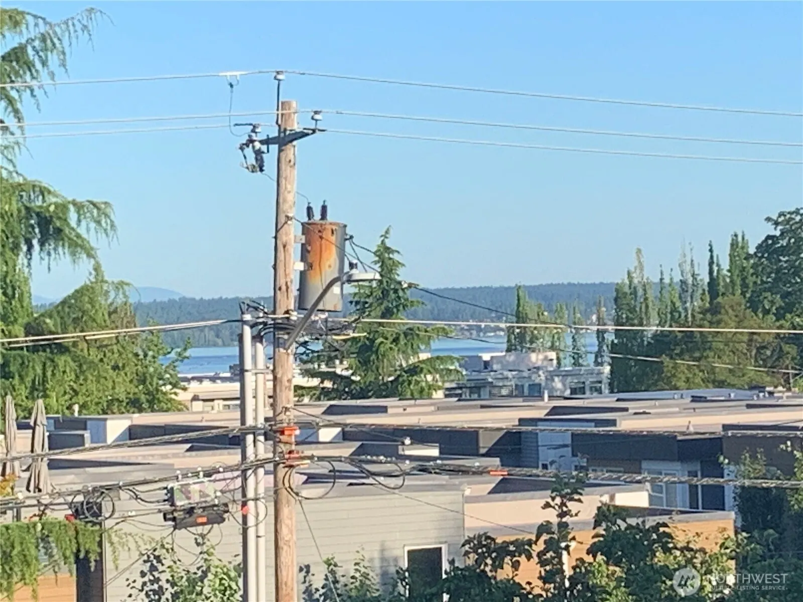 412 State Street S, Kirkland, WA 98033