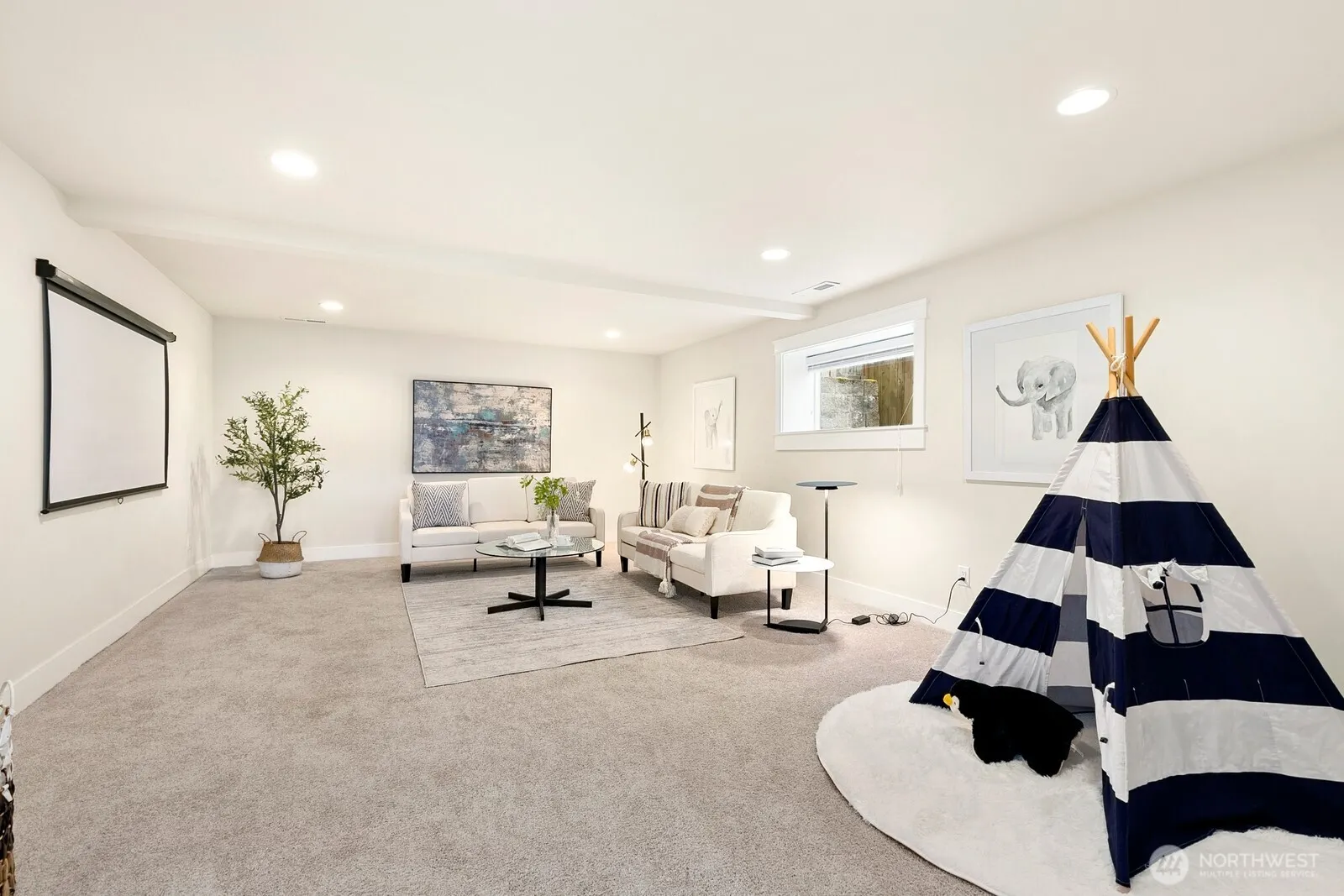 23077 SE 52nd Street , Issaquah, WA 98029