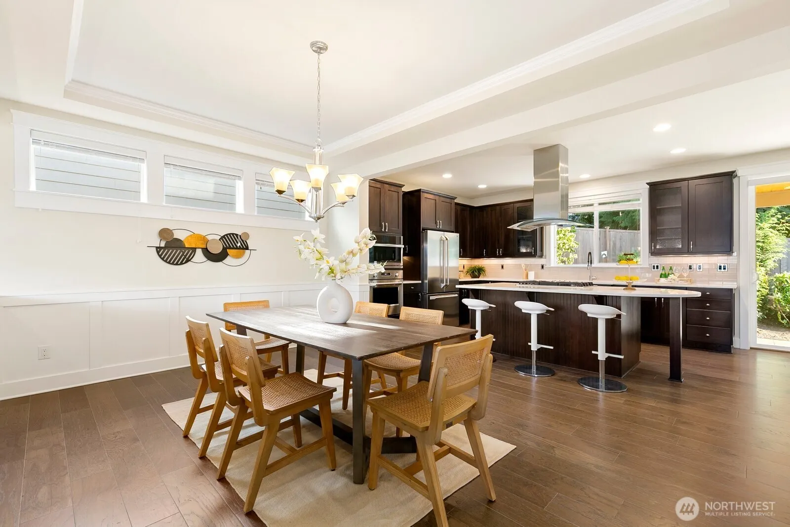 23077 SE 52nd Street , Issaquah, WA 98029