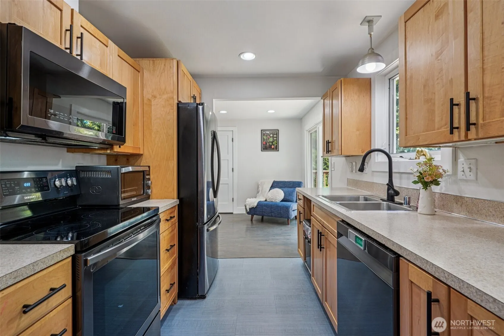4364 151st Avenue SE, Bellevue, WA 98006