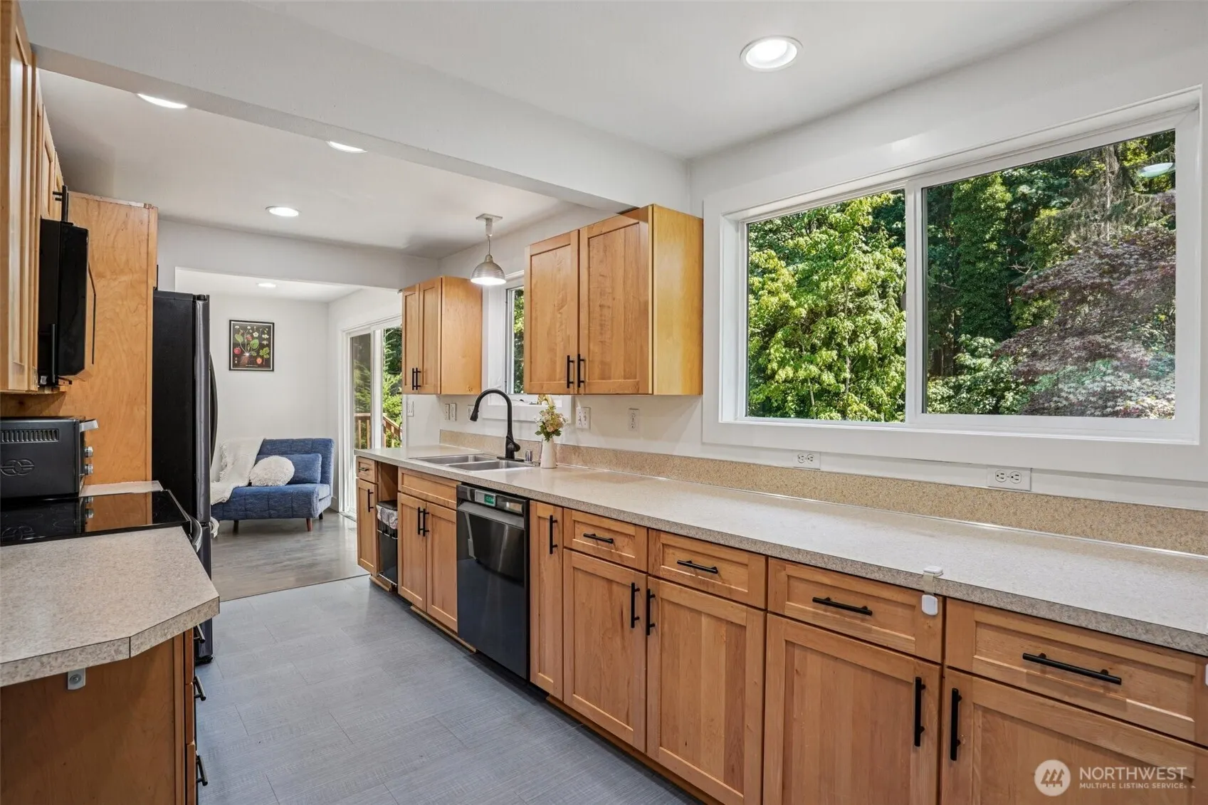 4364 151st Avenue SE, Bellevue, WA 98006