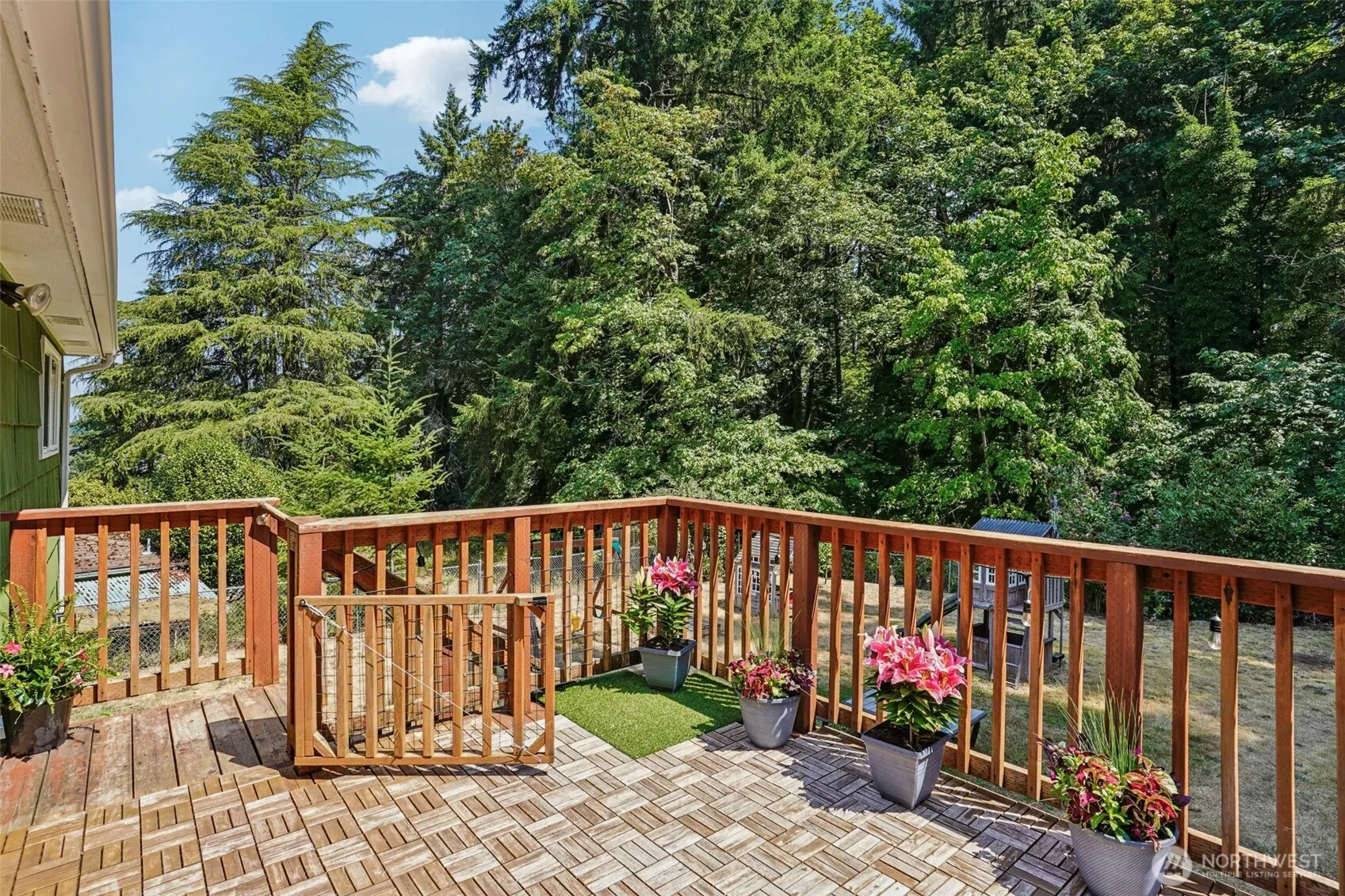 4364 151st Avenue SE, Bellevue, WA 98006