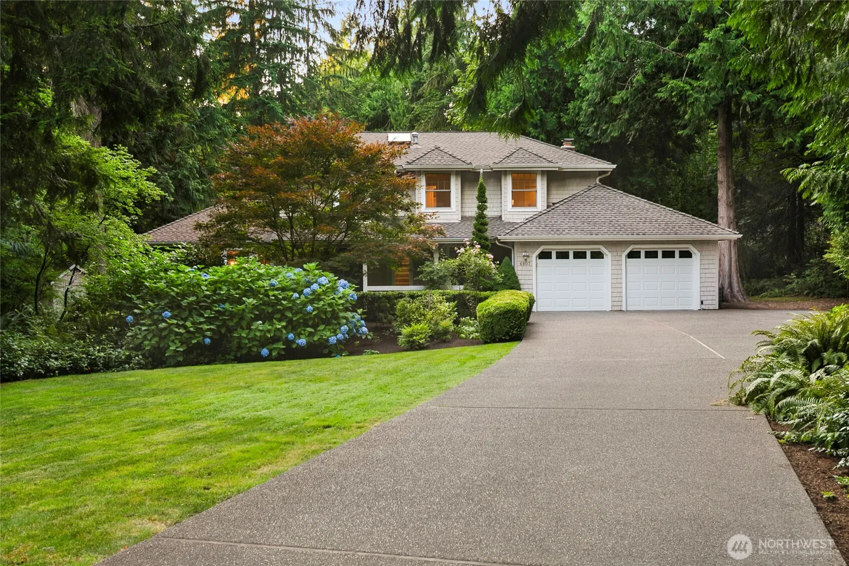 6807 205th Avenue NE, Redmond, WA 98053-4721