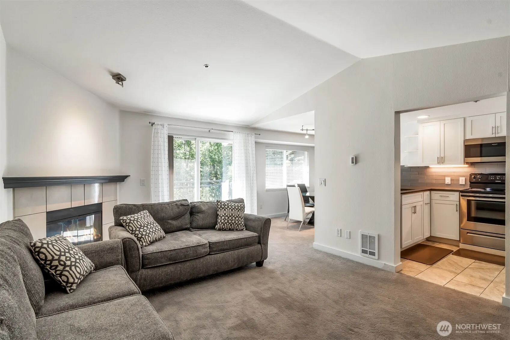 19404 Bothell Way NE #B304, Bothell, WA 98011