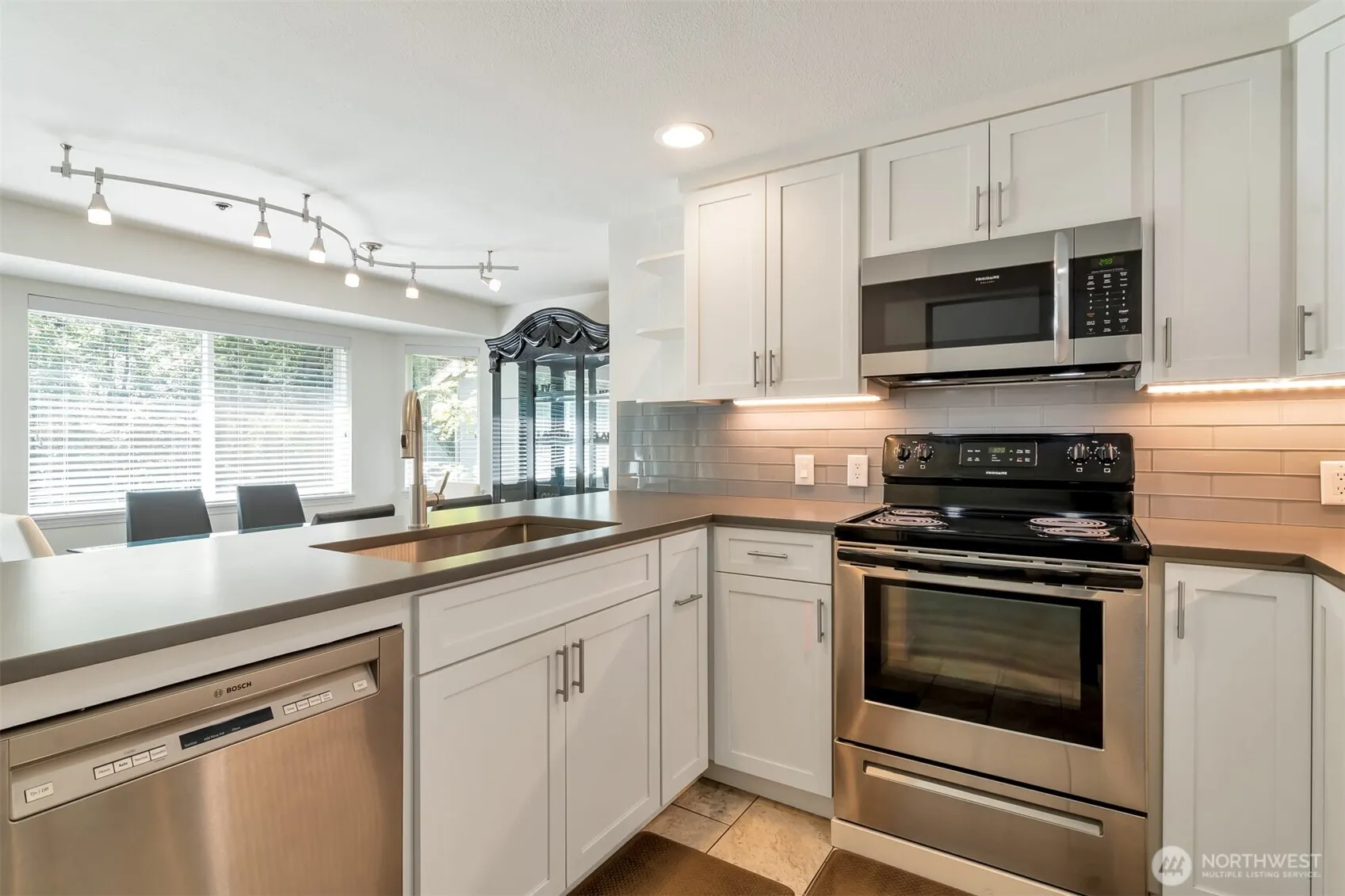 19404 Bothell Way NE #B304, Bothell, WA 98011