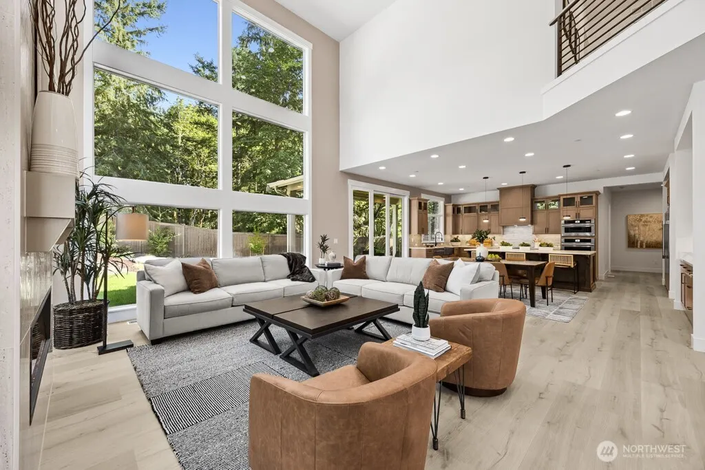 24931 SE 17th Street #3, Sammamish, WA 98075