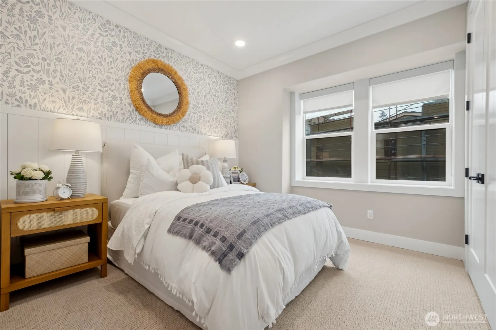 18814 99th Court NE #B, Bothell, WA 98011