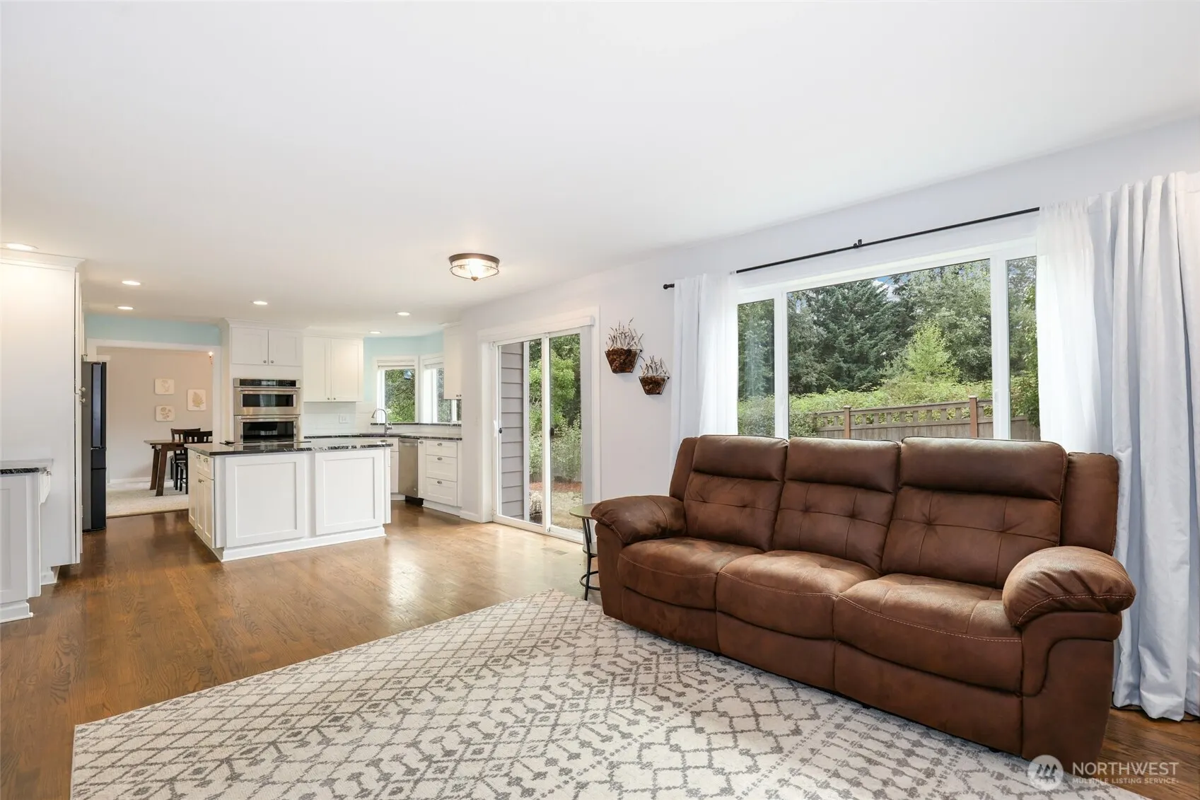 23709 126th Place SE, Kent, WA 98031