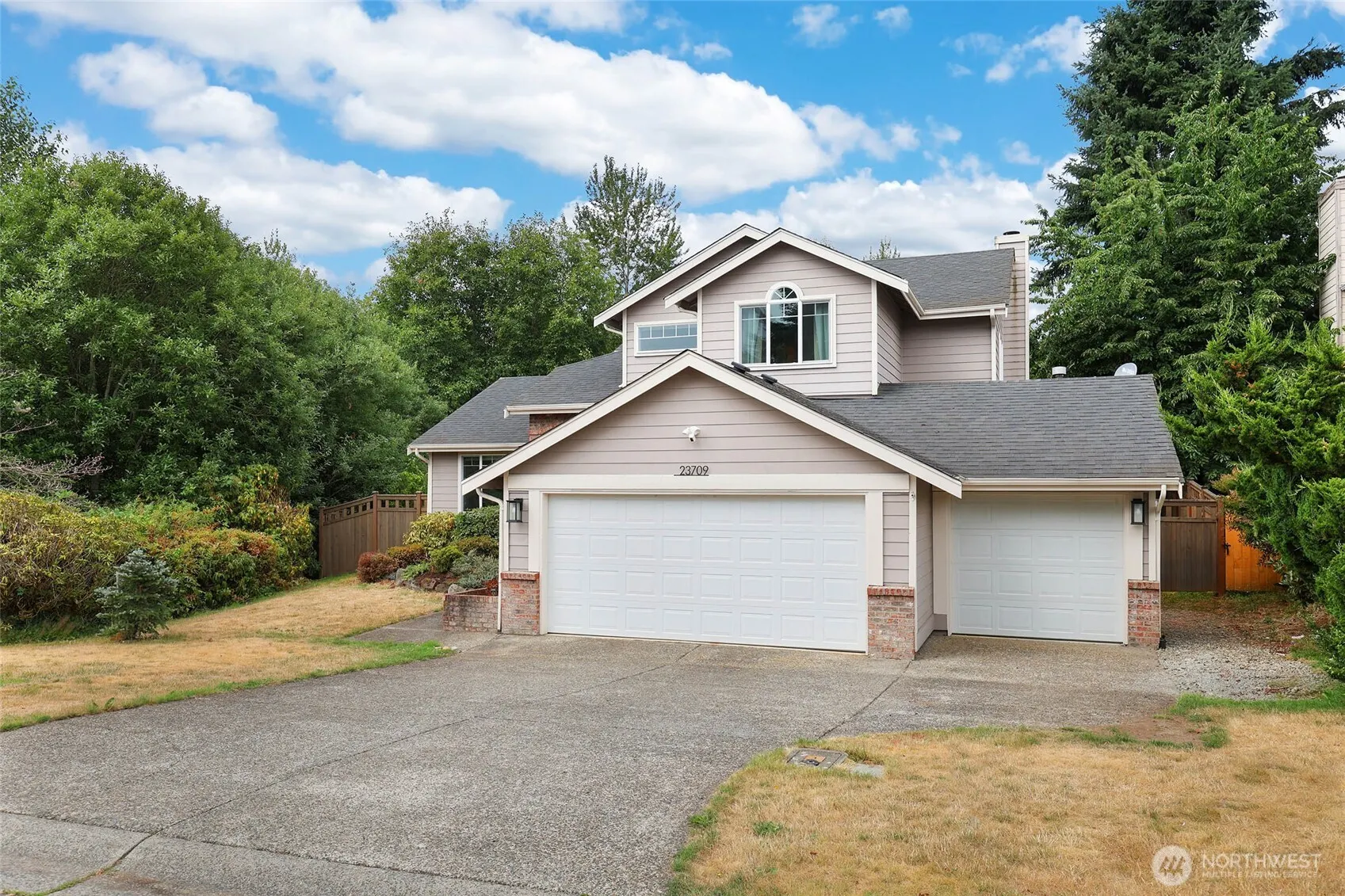 23709 126th Place SE, Kent, WA 98031
