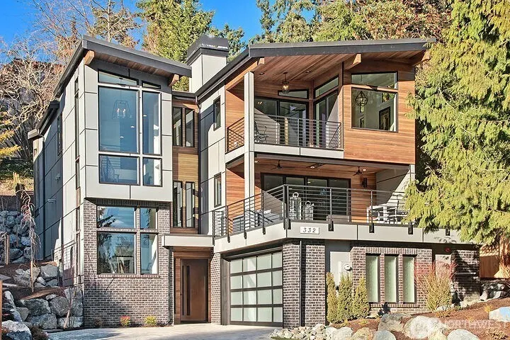 332 13th Avenue , Kirkland, WA 98033