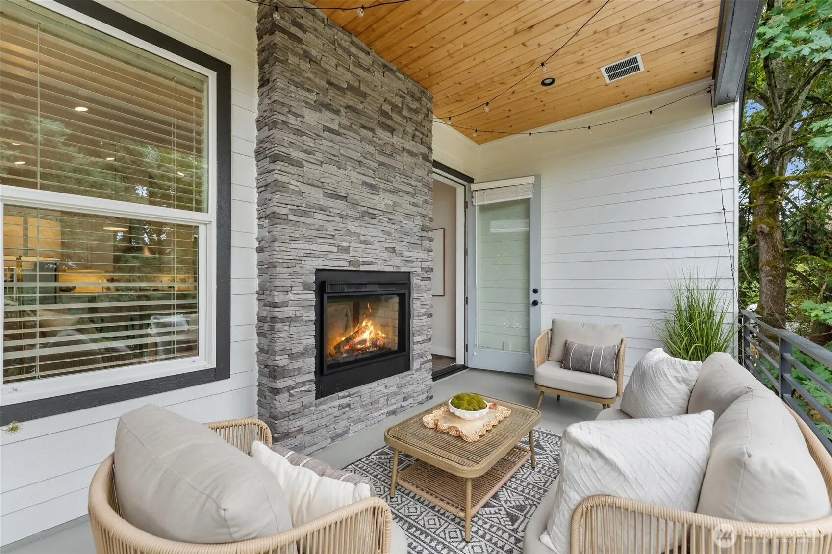 11003 126th Avenue NE, Kirkland, WA 98033