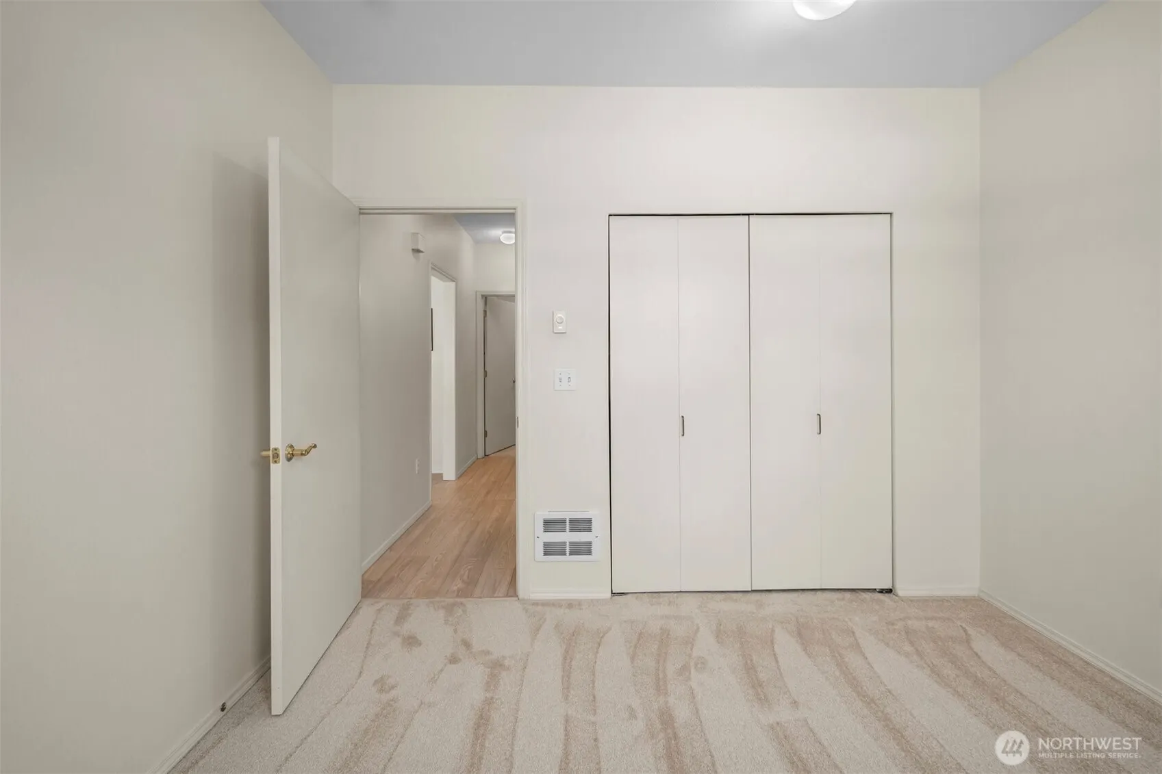 22511 SE 37th Terrace #1409, Issaquah, WA 98029-6293