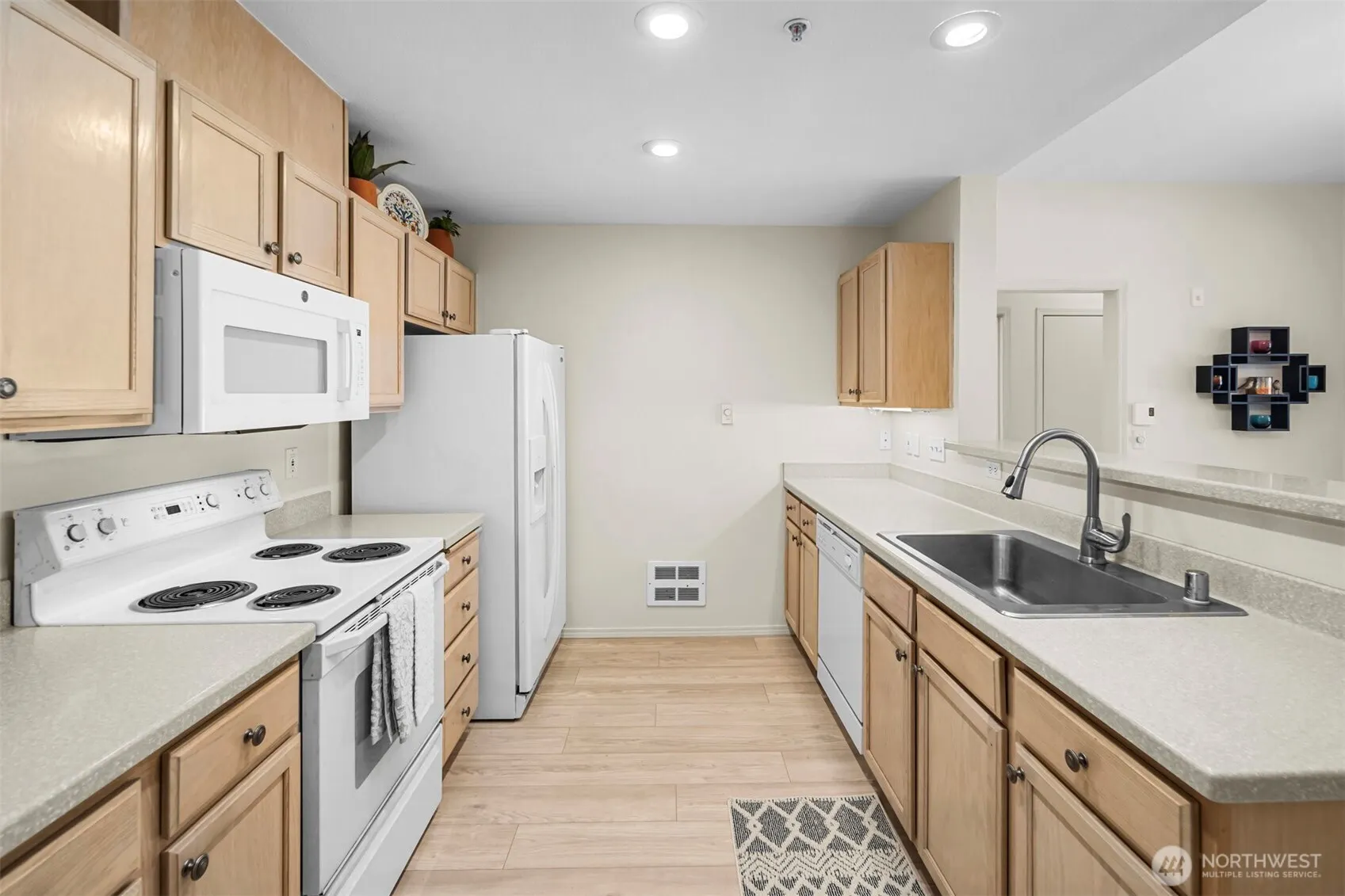 22511 SE 37th Terrace #1409, Issaquah, WA 98029-6293