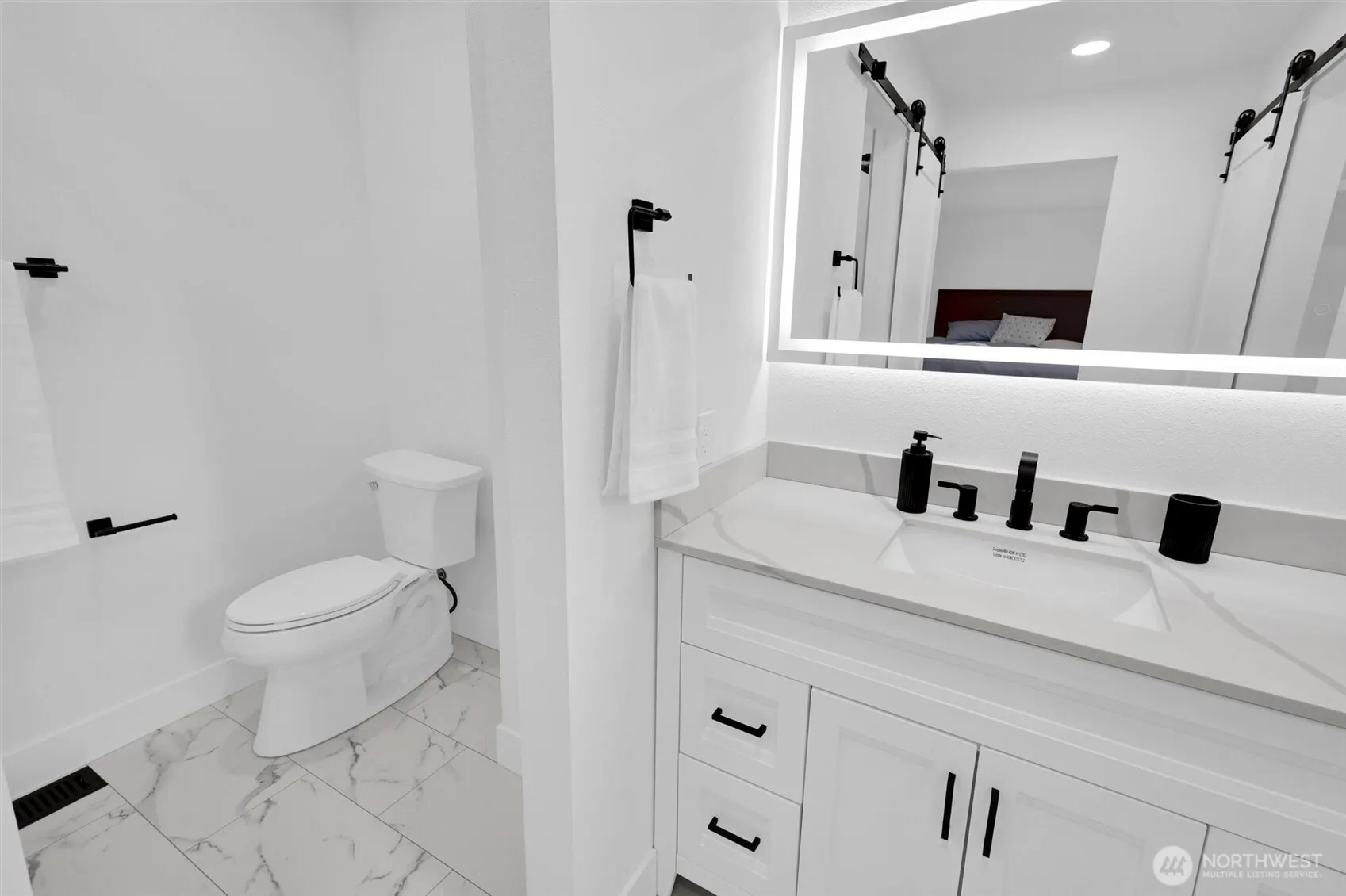 21401 SE 16th Place , Sammamish, WA 98075