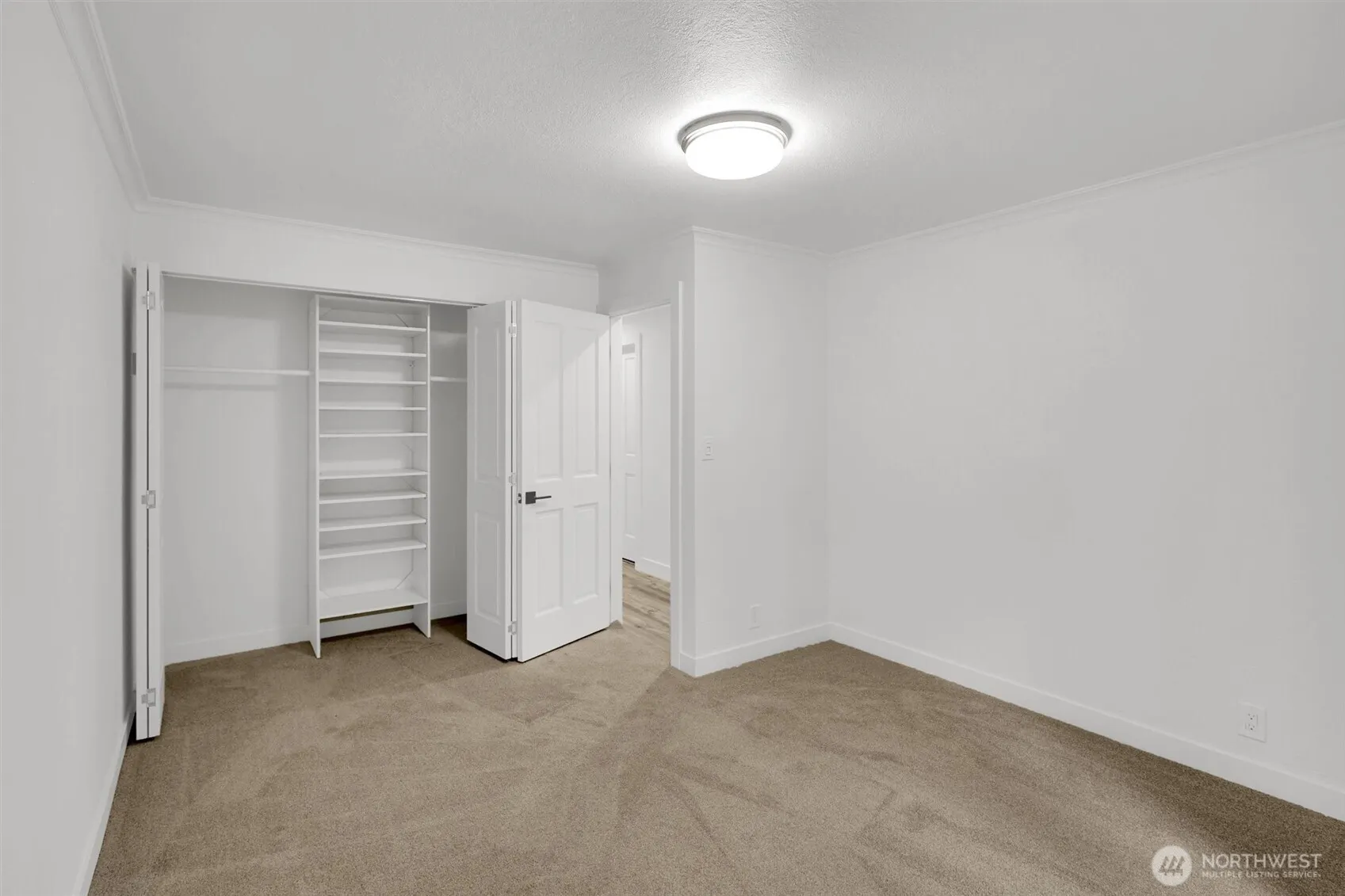 21401 SE 16th Place , Sammamish, WA 98075