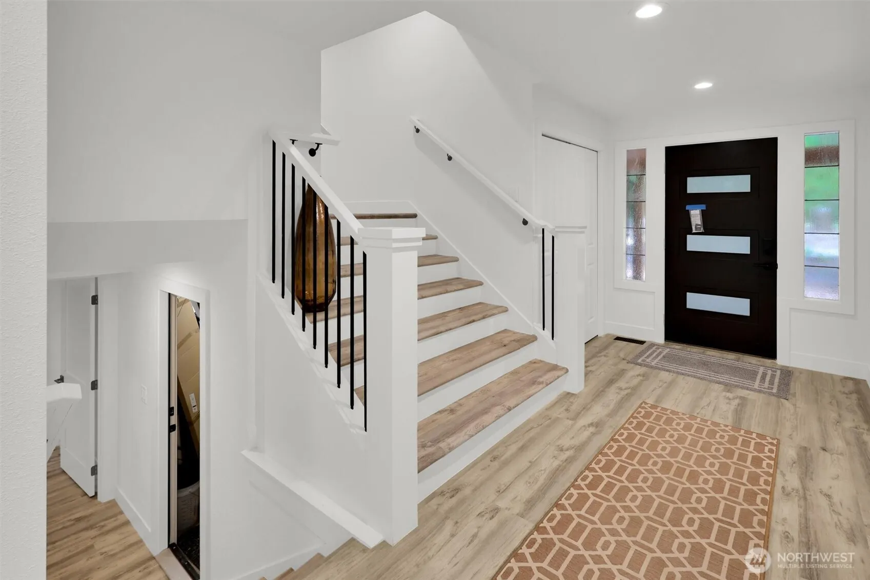 21401 SE 16th Place , Sammamish, WA 98075