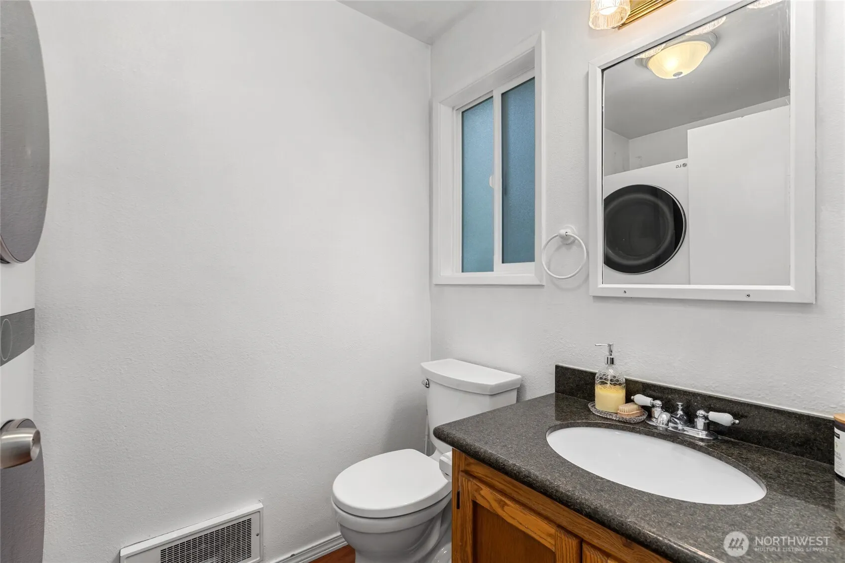 1526 192nd Street SE #D3, Bothell, WA 98012