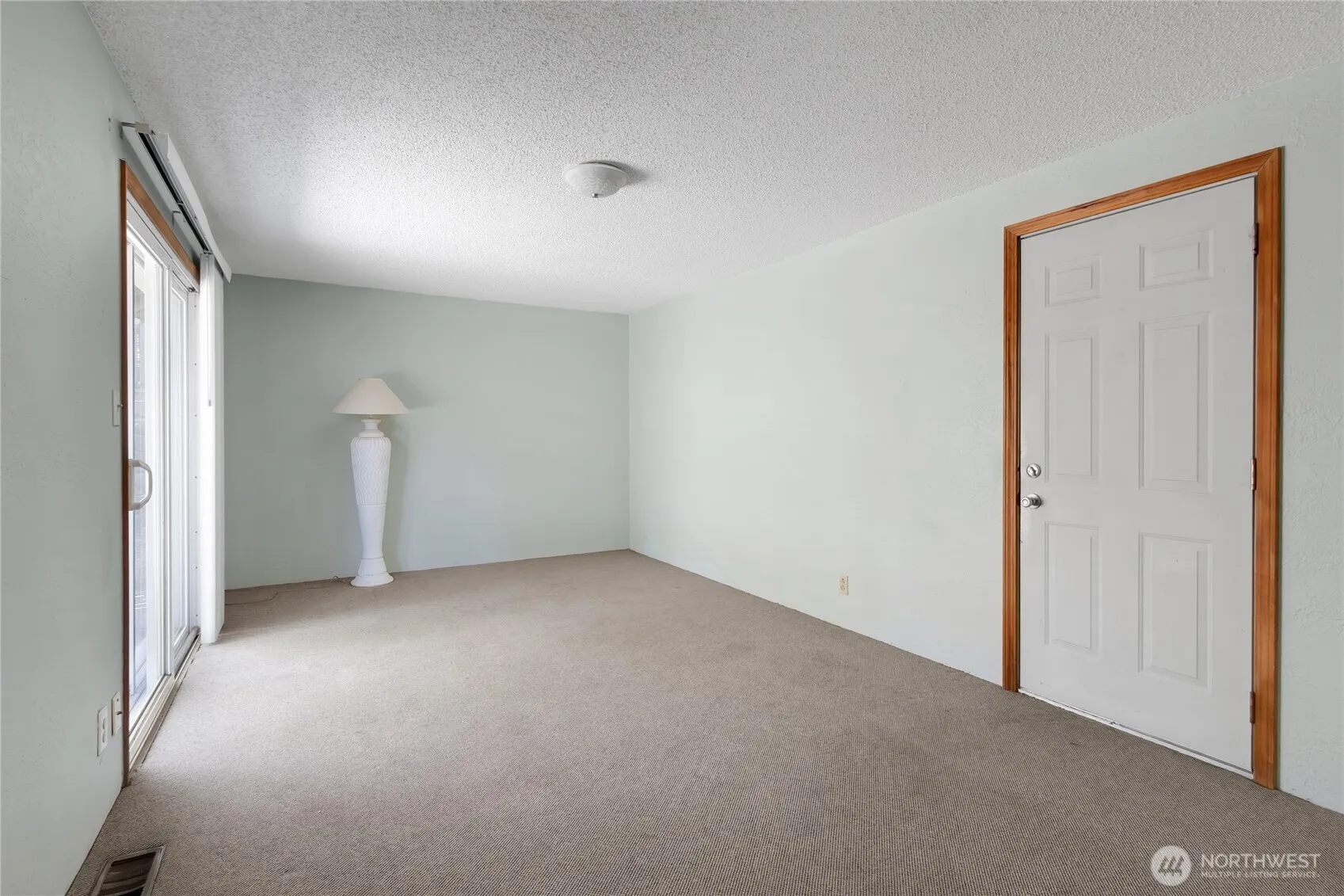 2404 S 249th Place , Kent, WA 98032