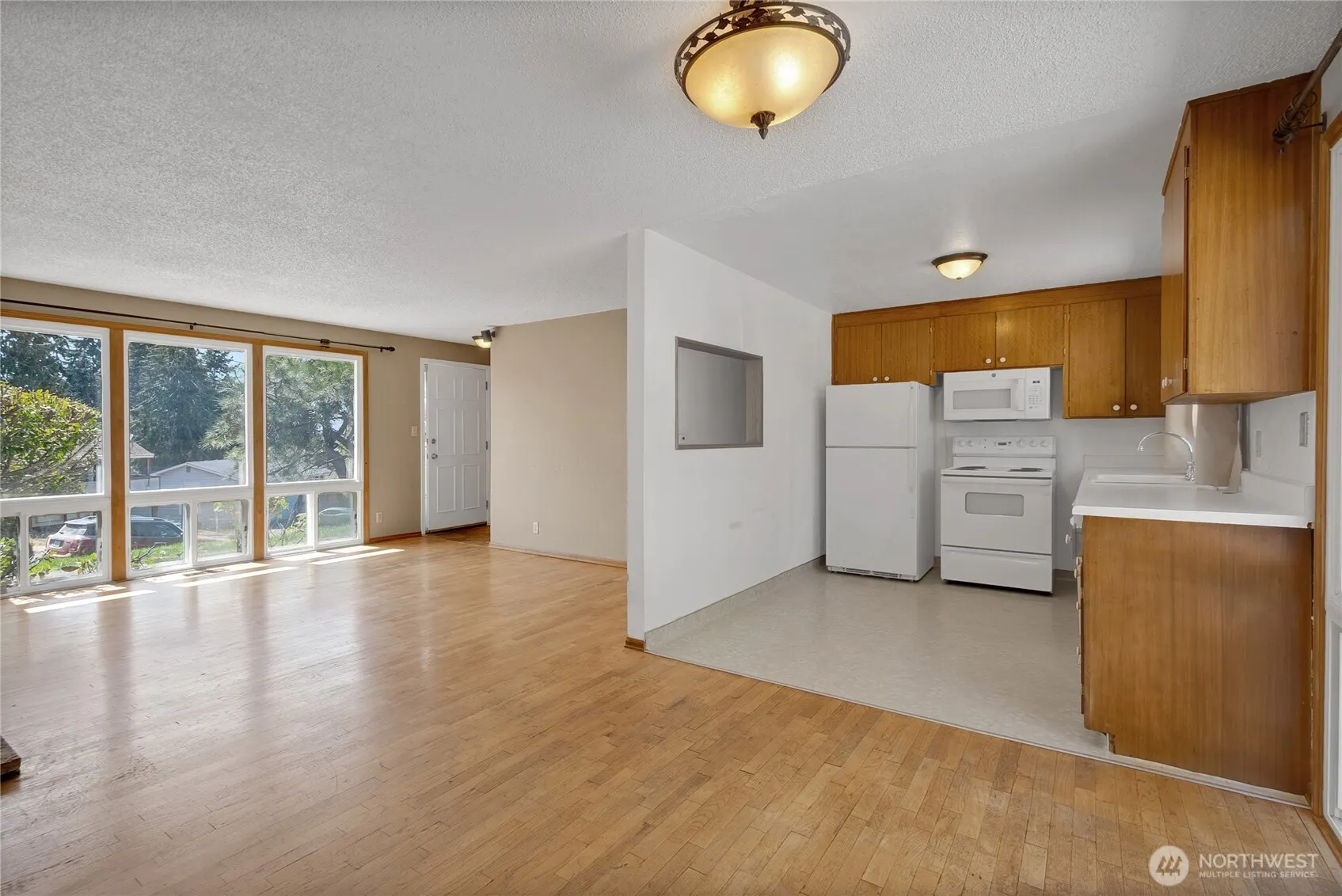 2404 S 249th Place , Kent, WA 98032